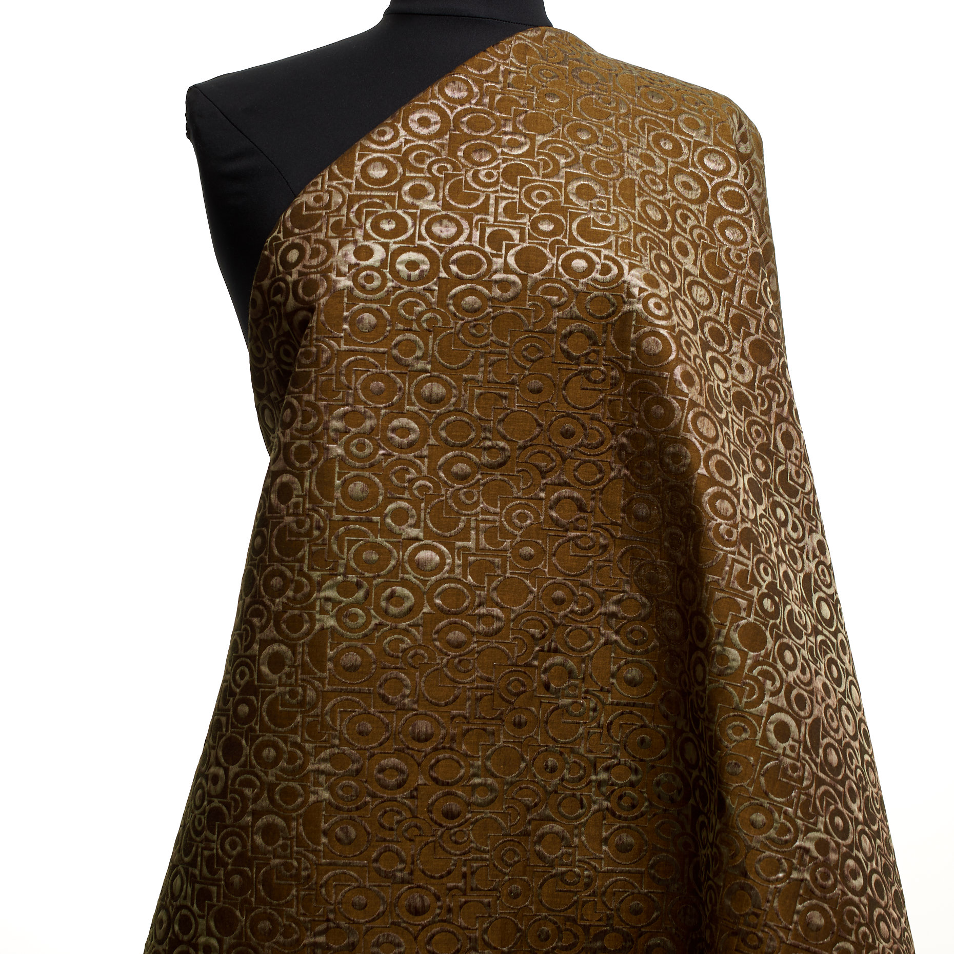 JACQUARD, COTTON, TOBACCO BROWN (P000003430) - Mannequin