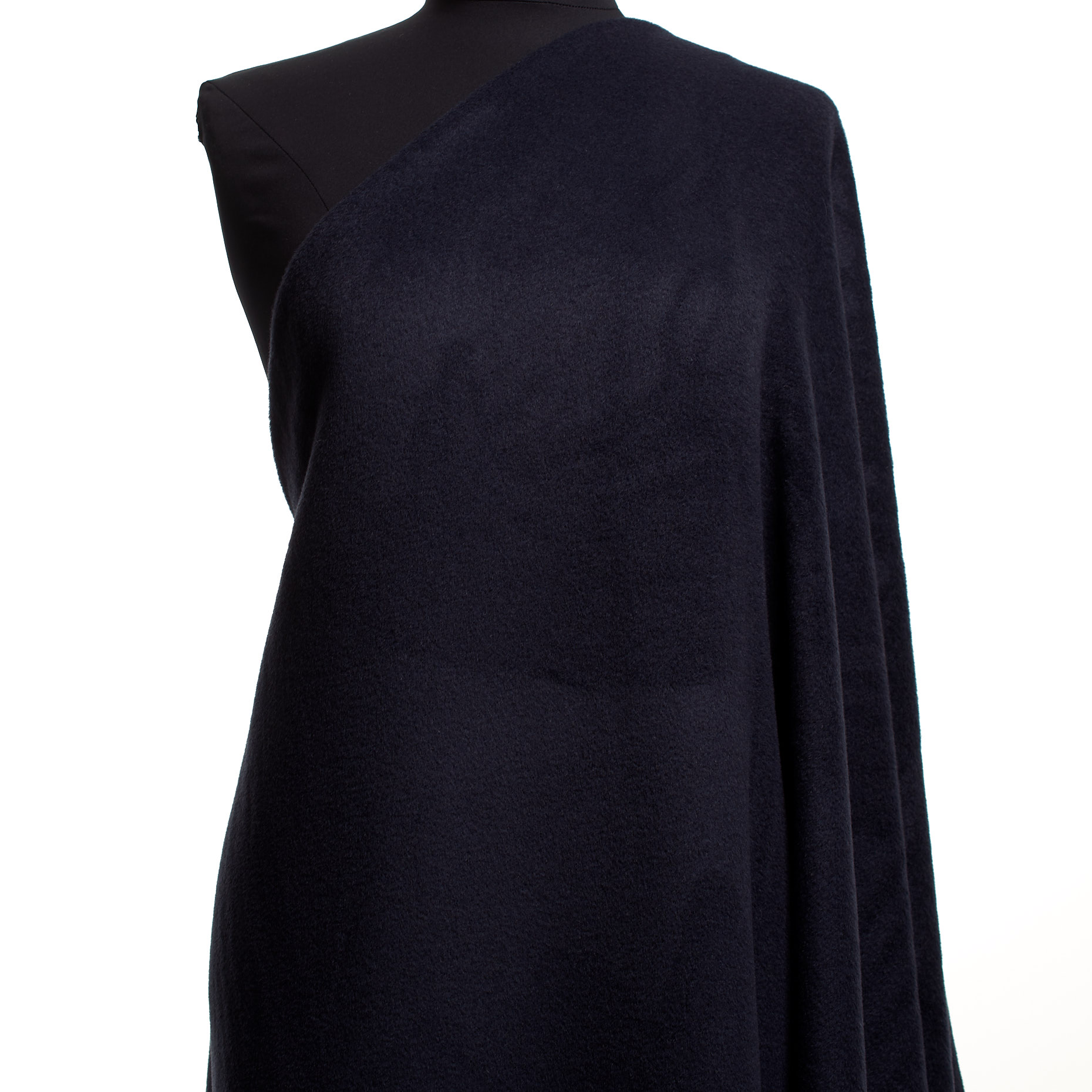DOUBLE, ALPACA, BRUSHED, BLACK IRIS (F000042475) - Mannequin