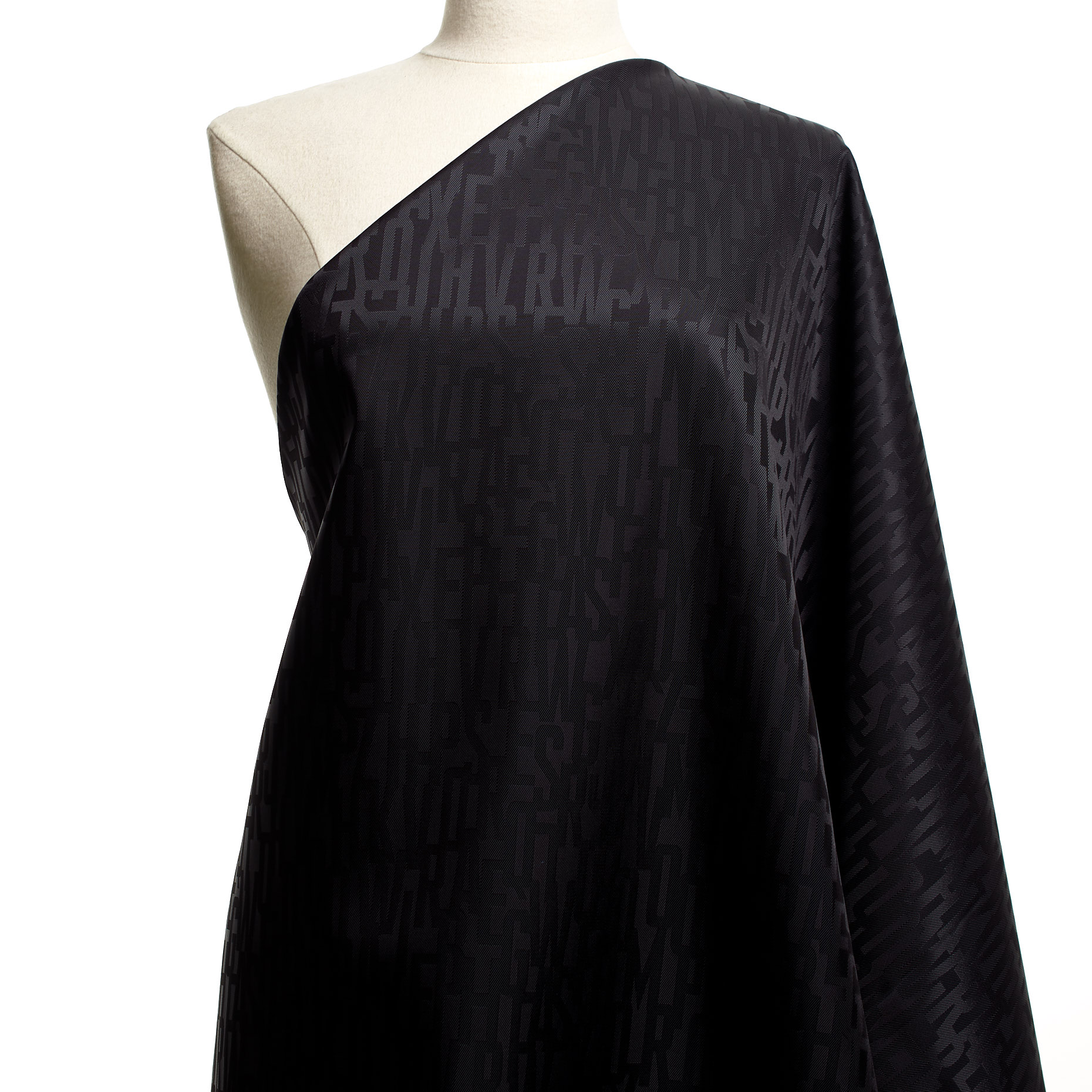 Articolo Idrorepellente, Poliammide, Jet Black (F000041797) - Manichino