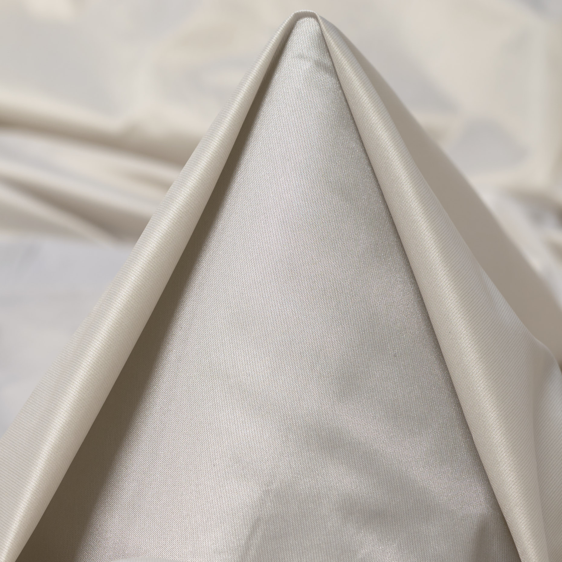 OUTDOOR, PERFECTLY PALE (F000035934)