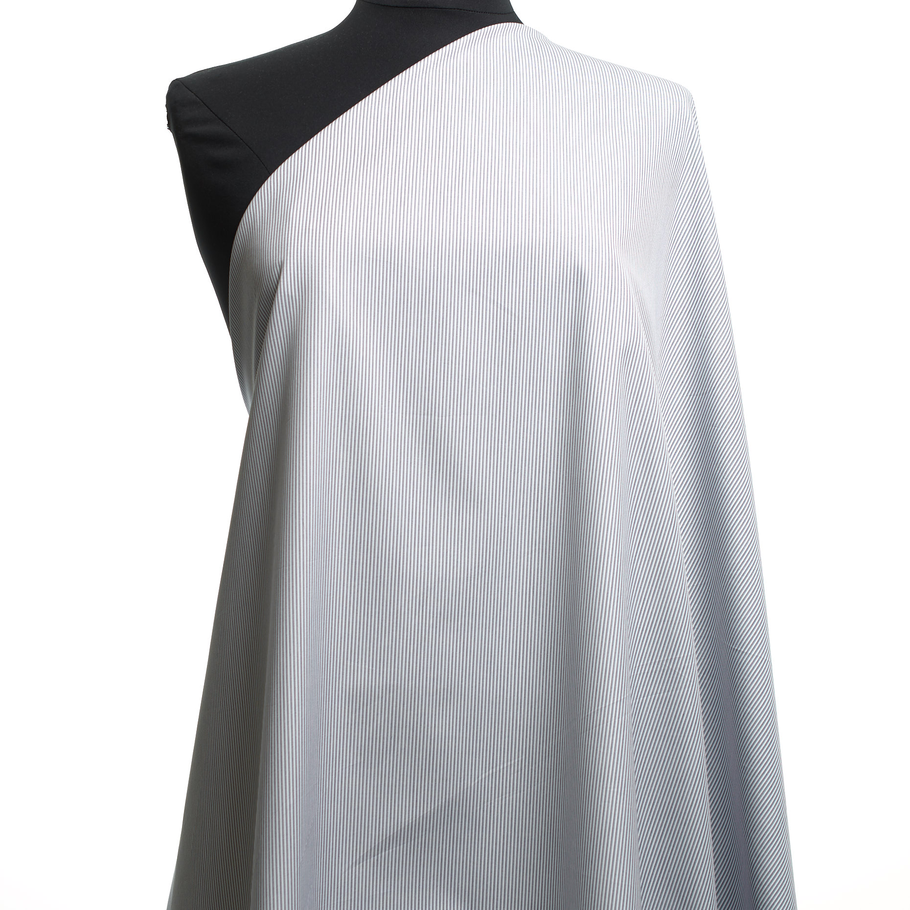 POPLIN, VISCOSE, STRIPES, BLUE INDIGO&BRILLIANT WHITE (F000039162) - Mannequin