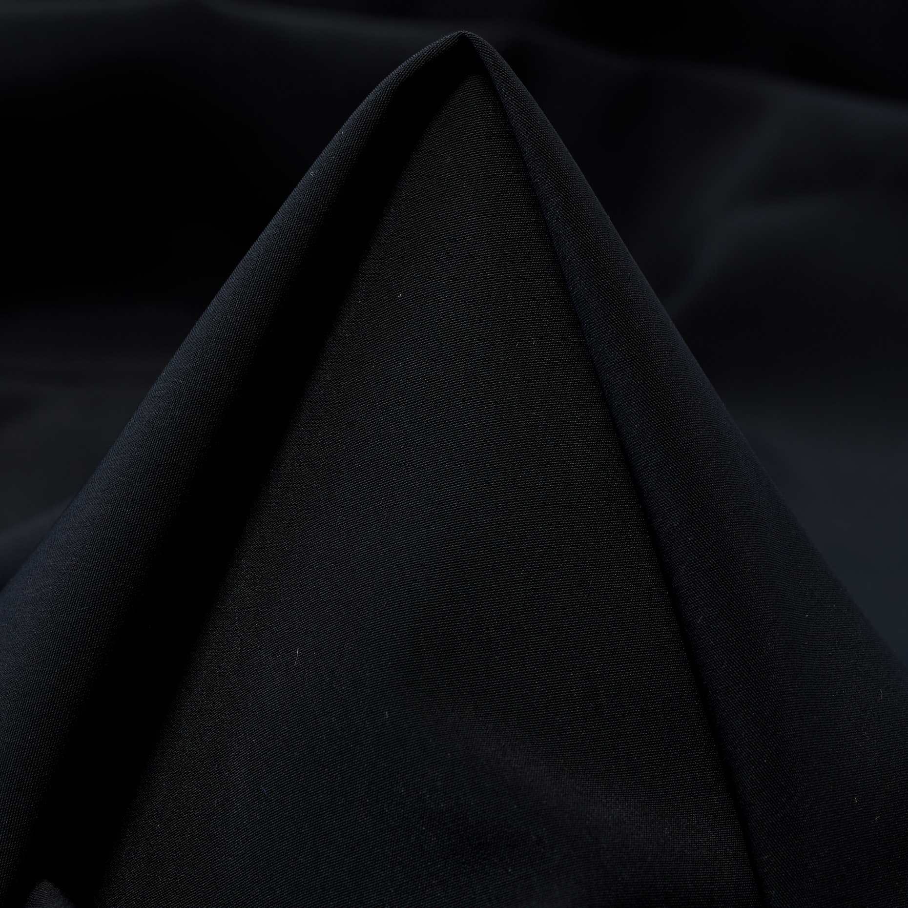 OUTDOOR, RAVEN BLACK