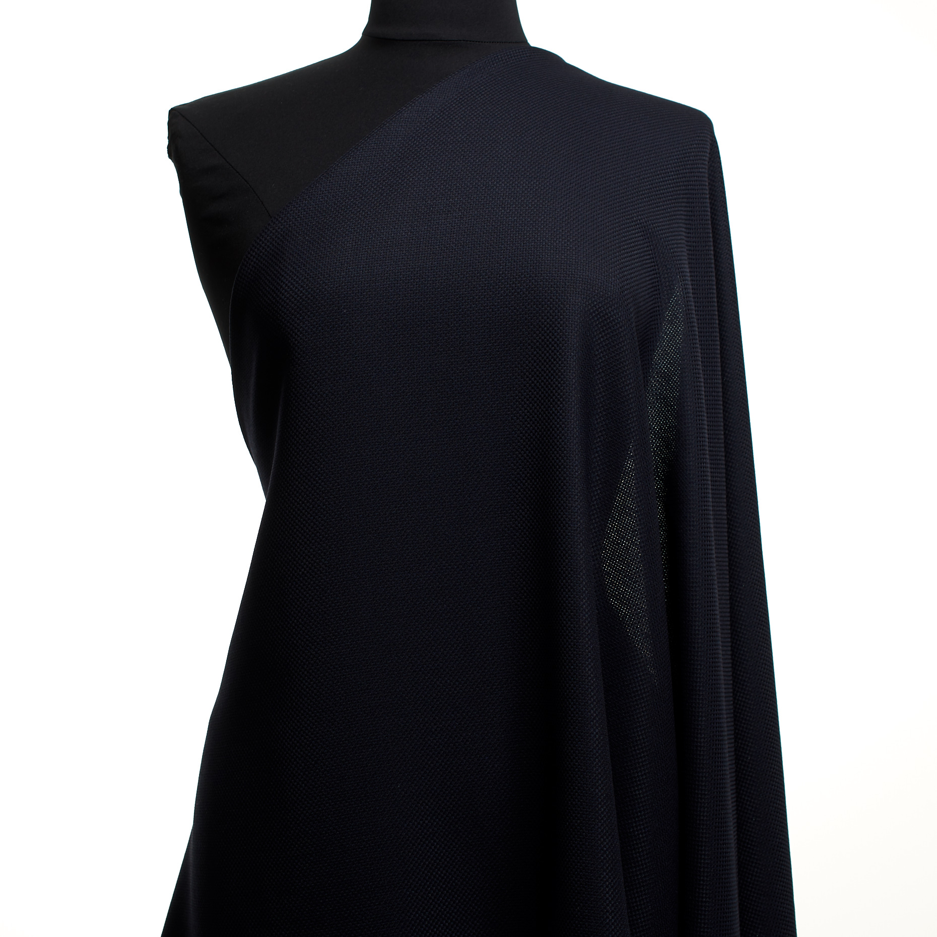 WOOL, MICRO STRUCTURE, ELASTIC, VULCAN (F000047416) - Mannequin