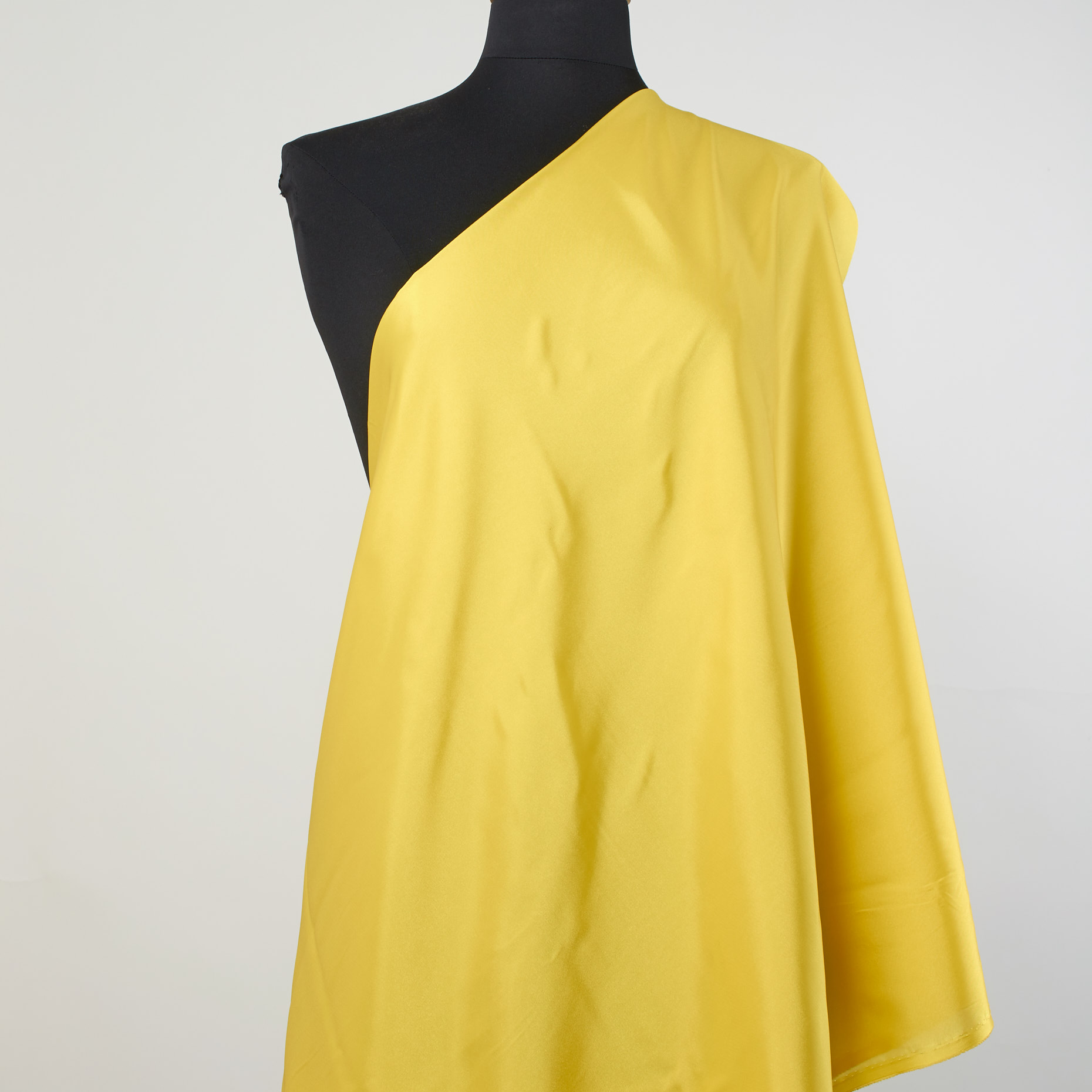 Doublure , Canary Bird (F000021321) - Mannequin