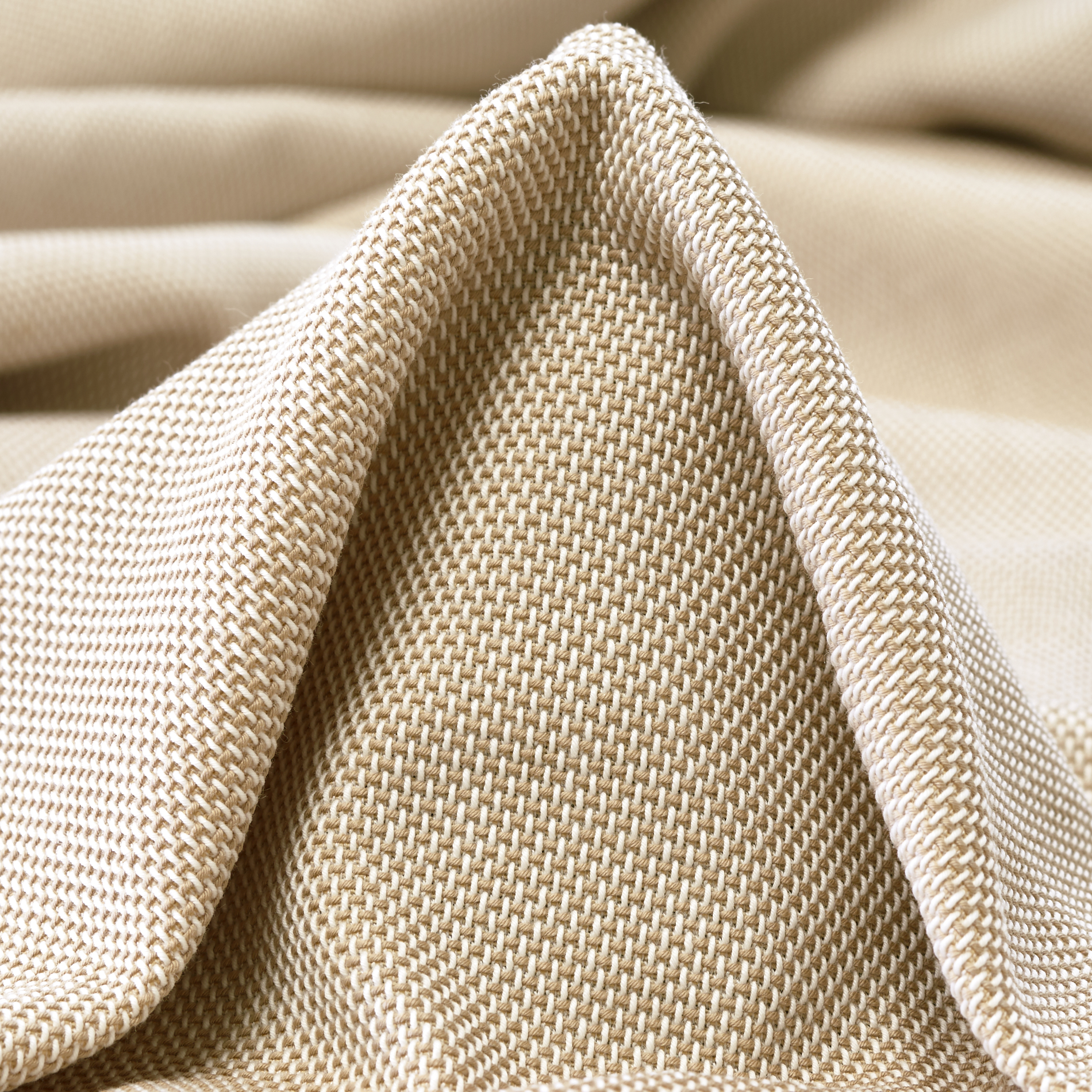 COTTON, ELASTIC, MICRO STRUCTURE, ALMOND (F000033396)