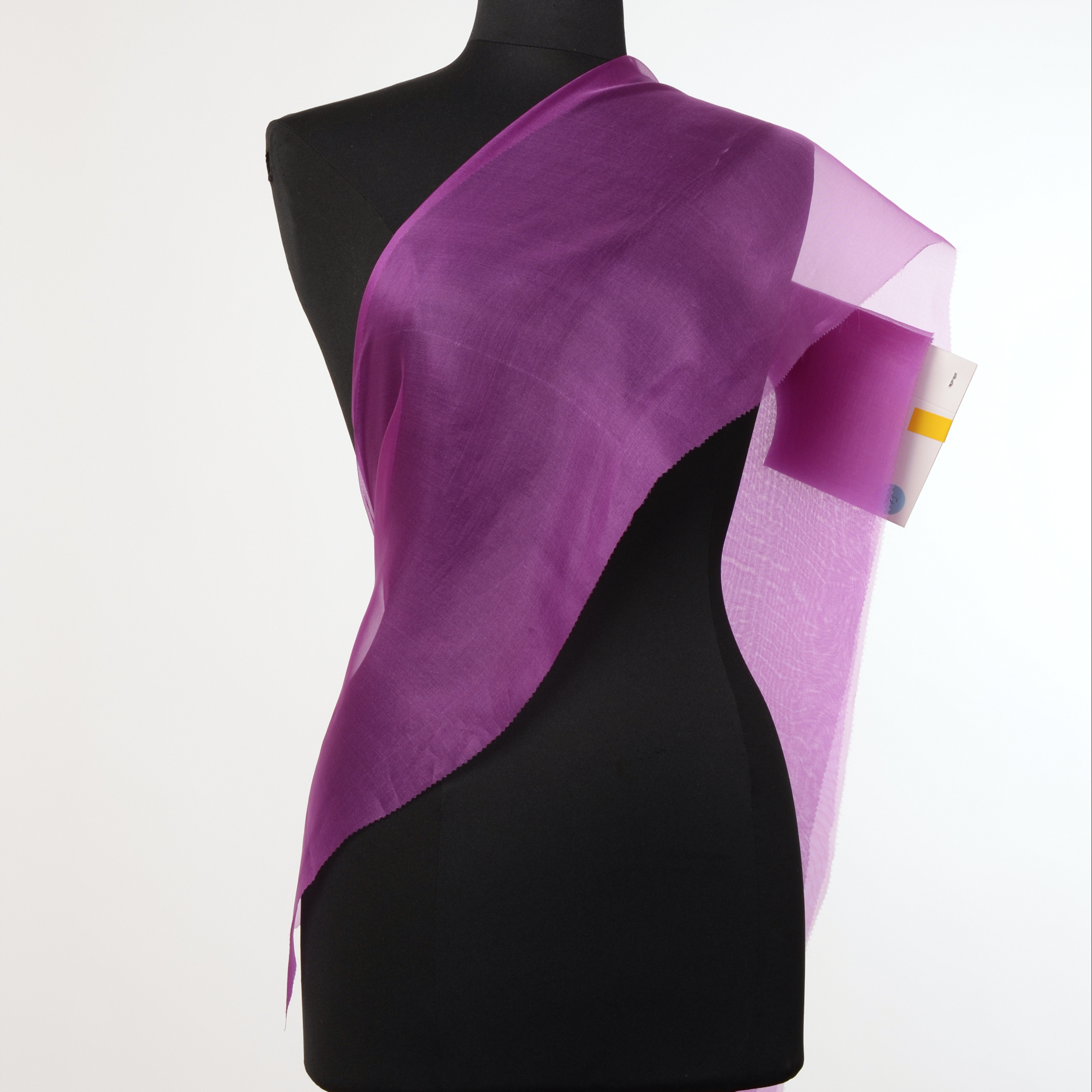 SILK, ORGANZA, MAGENTA HAZE (F0002186) - Mannequin