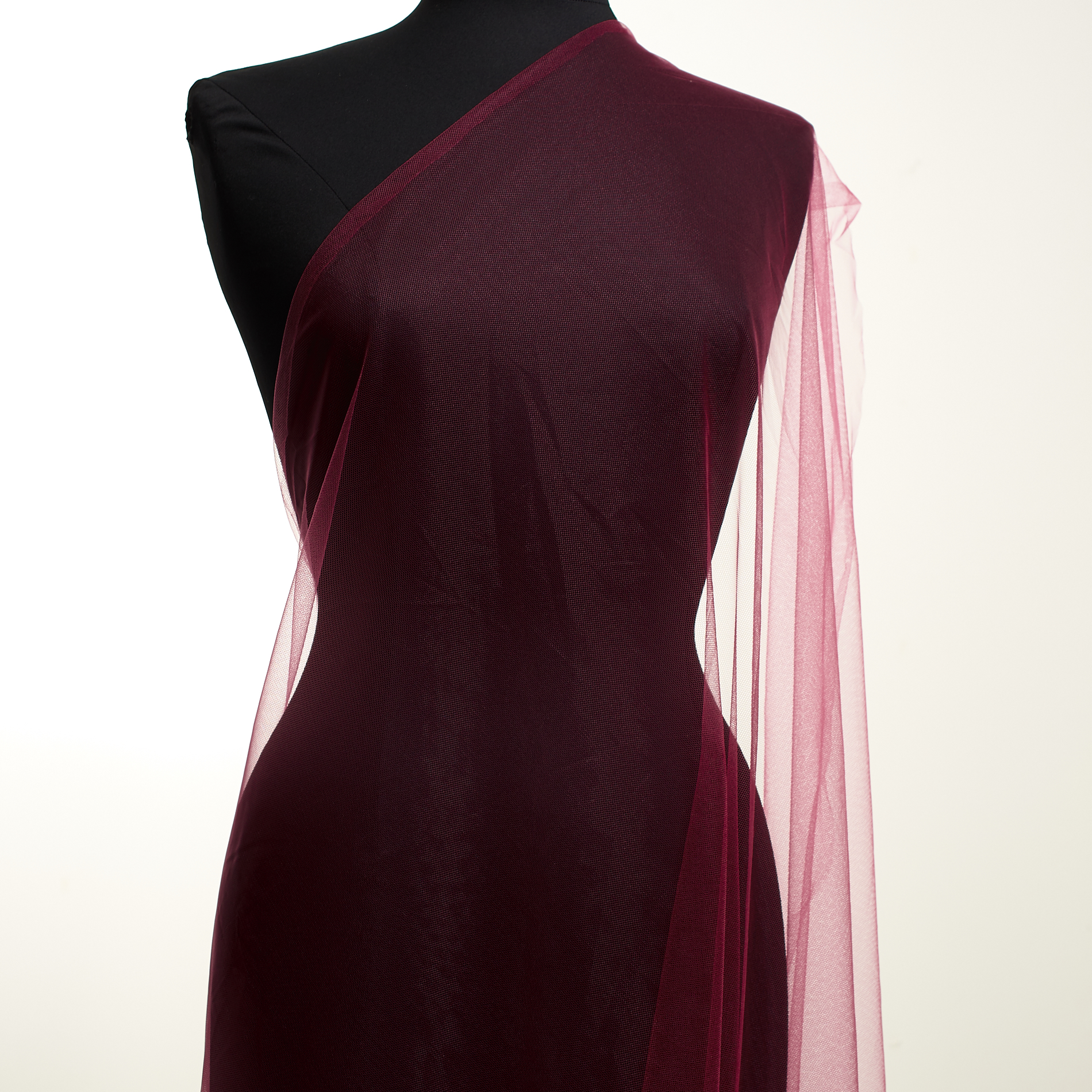 Тюль, Полиамид, Raspberry (F000034410) - Манекен