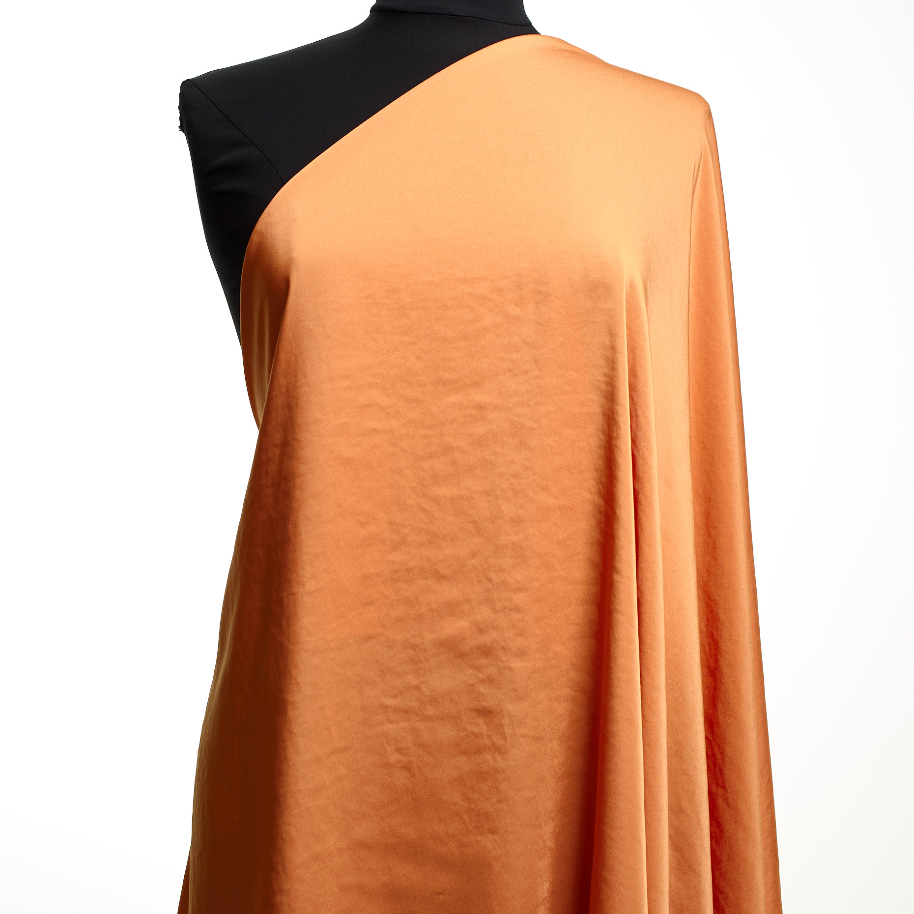 SILK EFFECT, APRICOT (F000046204) - Mannequin