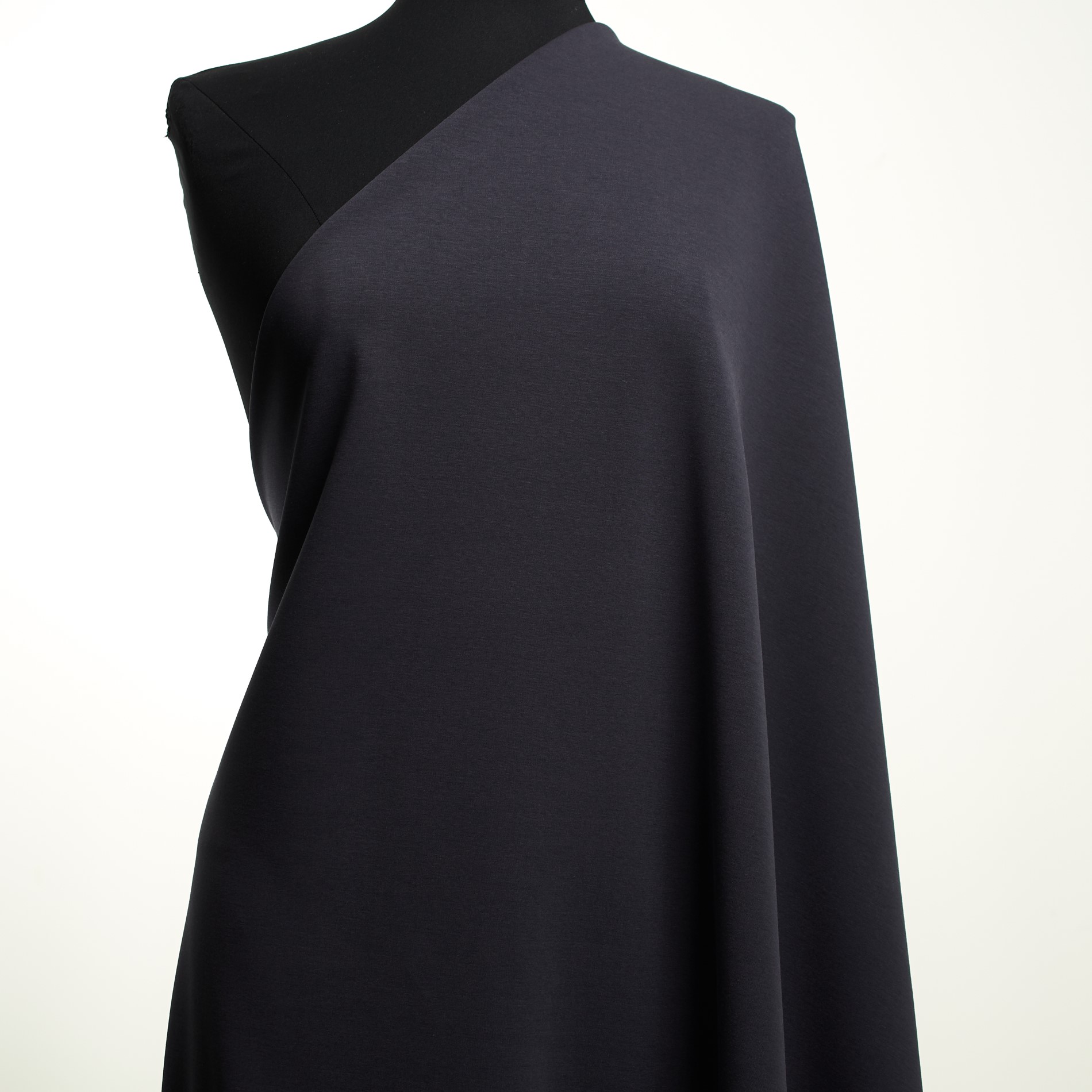 JERSEY, PUNTO ROMA, SHARK SKIN (F000032132) - Mannequin