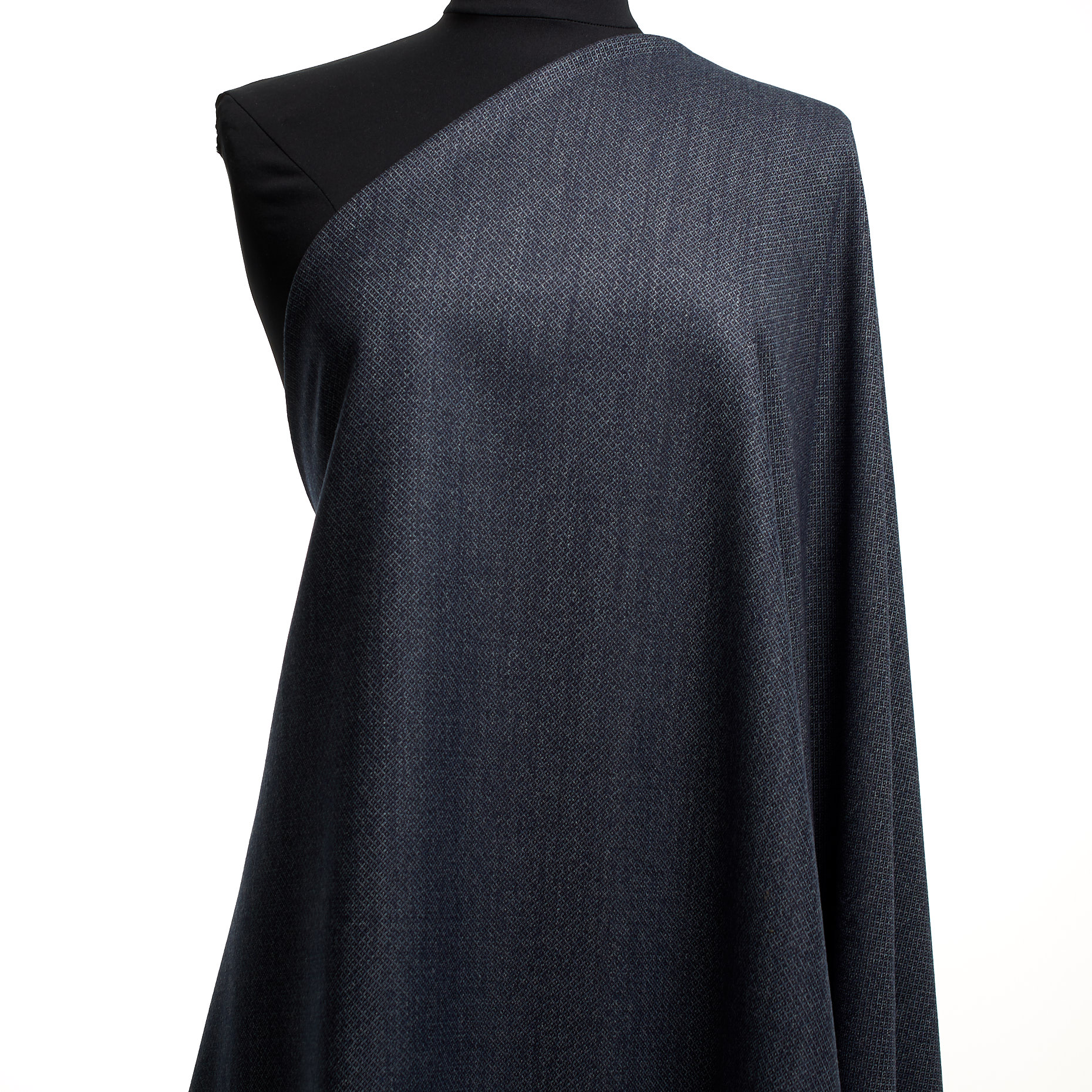 VIRGIN WOOL, MICRO DESIGN, RAVEN BLACK&PARISIAN NIGHT (F000045212) - Mannequin