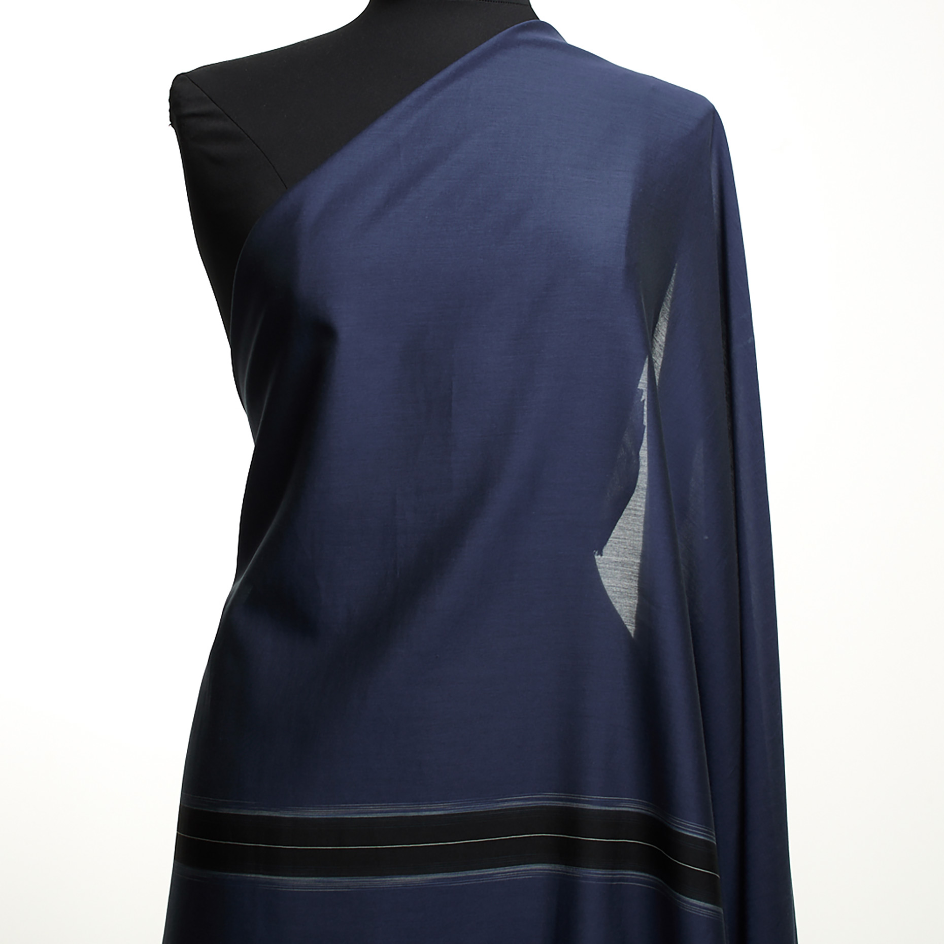 Voile, Viscose , Rayé, Blue Indigo&Raven Black (F000035208) - Mannequin