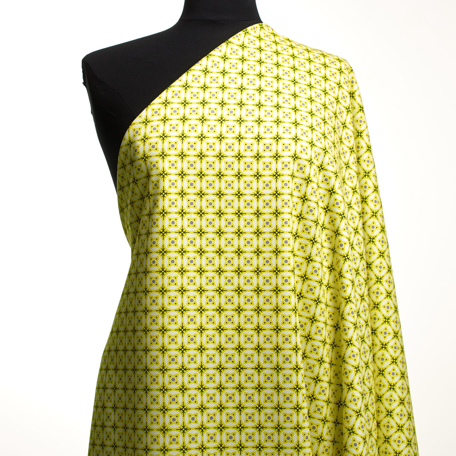 Pique, Elastyczna bawełna, Wydrukowany, Golden Kiwi (F000025817) - Manekin