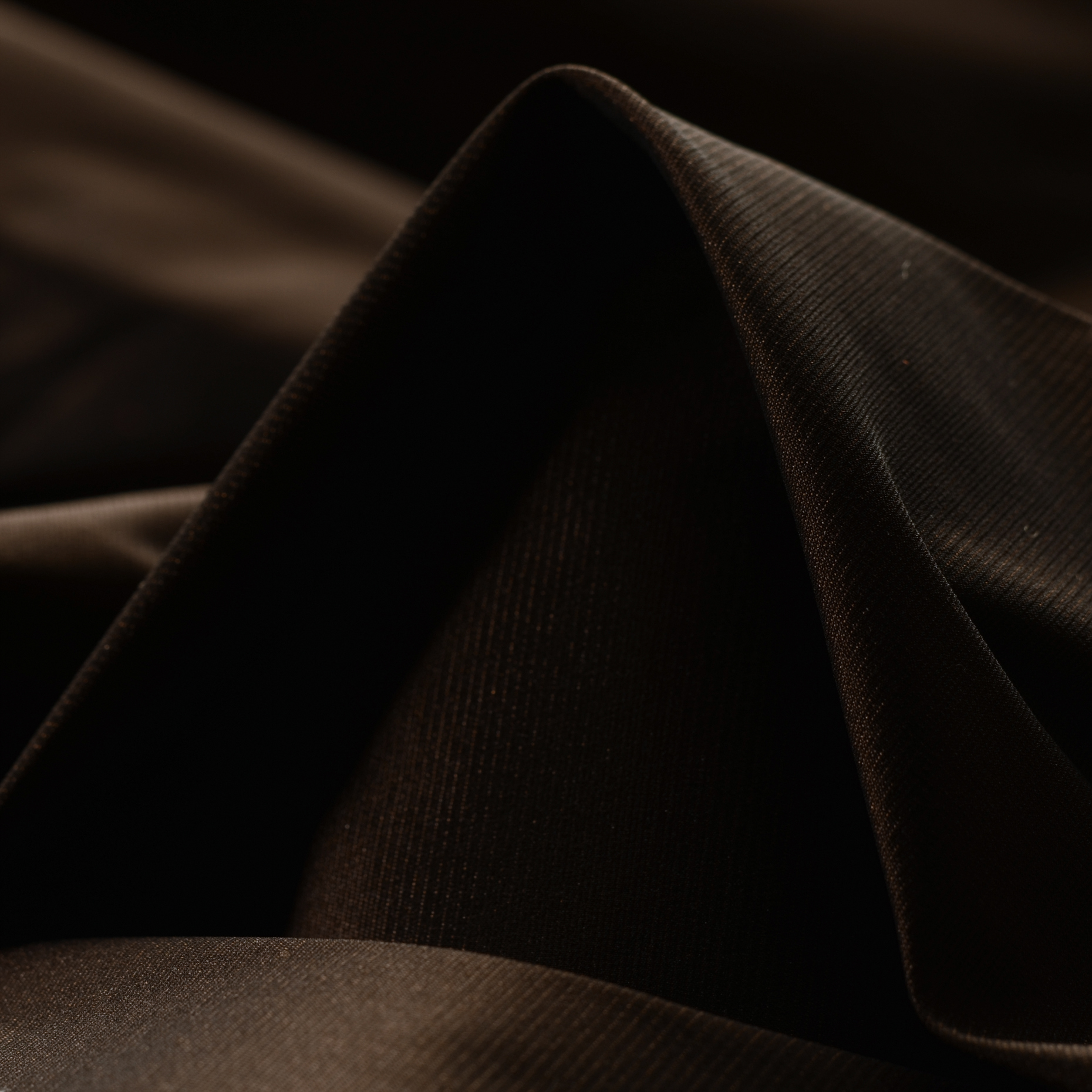 TAFFETA, SILK, SHIMMERING, DARK CHOCOLATE (F000018466)