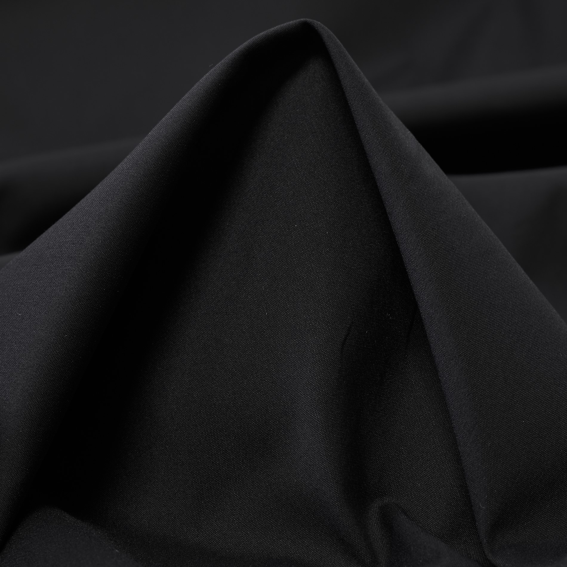 POPLIN, COTTON ELASTIC, RAVEN BLACK (P1-0000060)