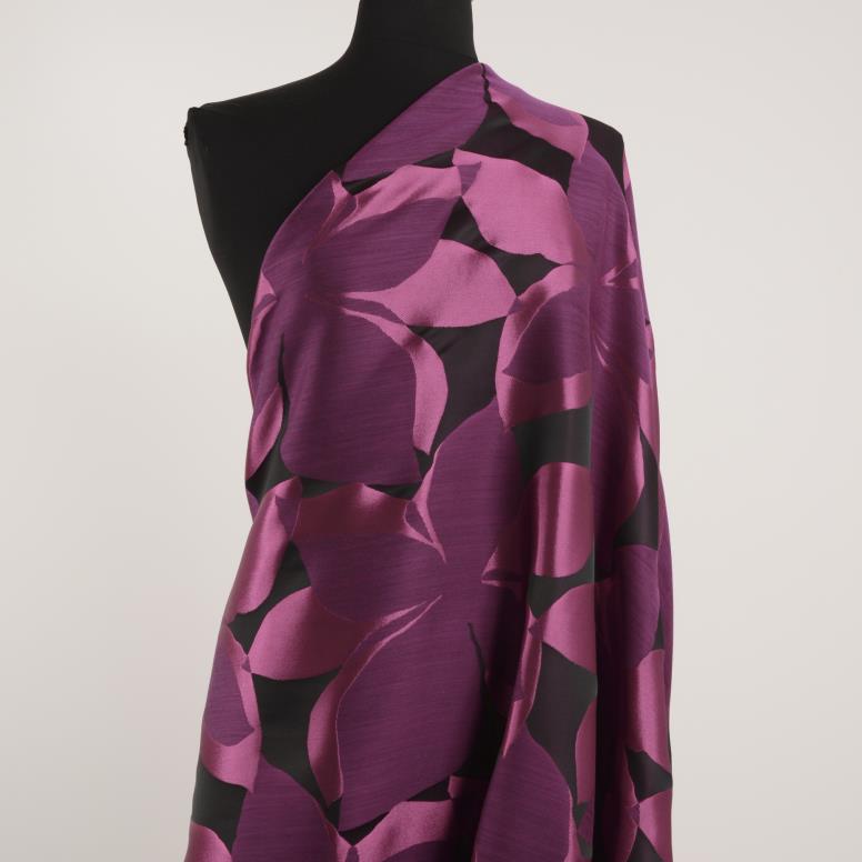 JACQUARD, ACETATE, WOOL, PURPLE POTION&JET BLACK (F000027932) - Mannequin