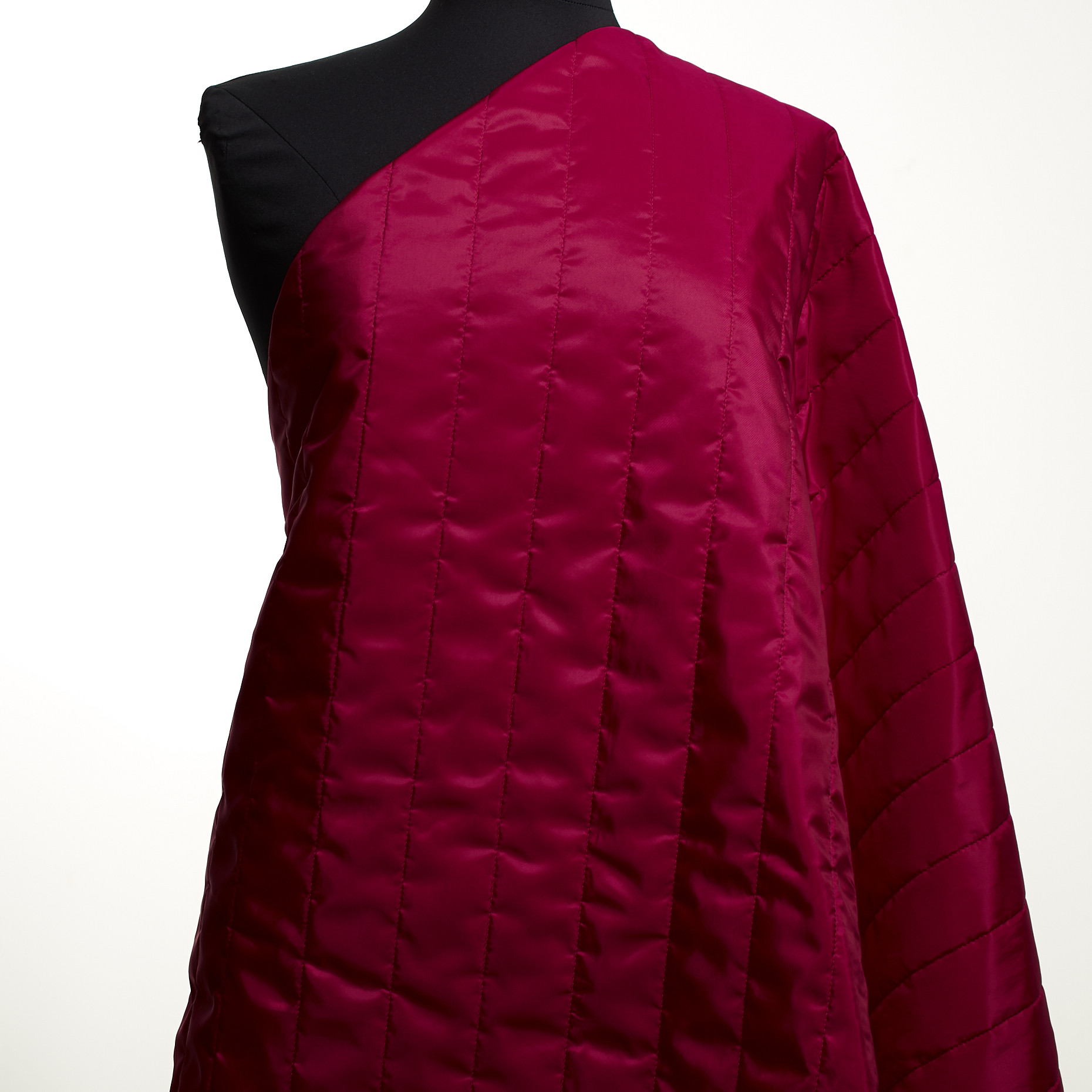 OUTDOOR, QUILTED, RASPBERRY (F000013351) - Mannequin