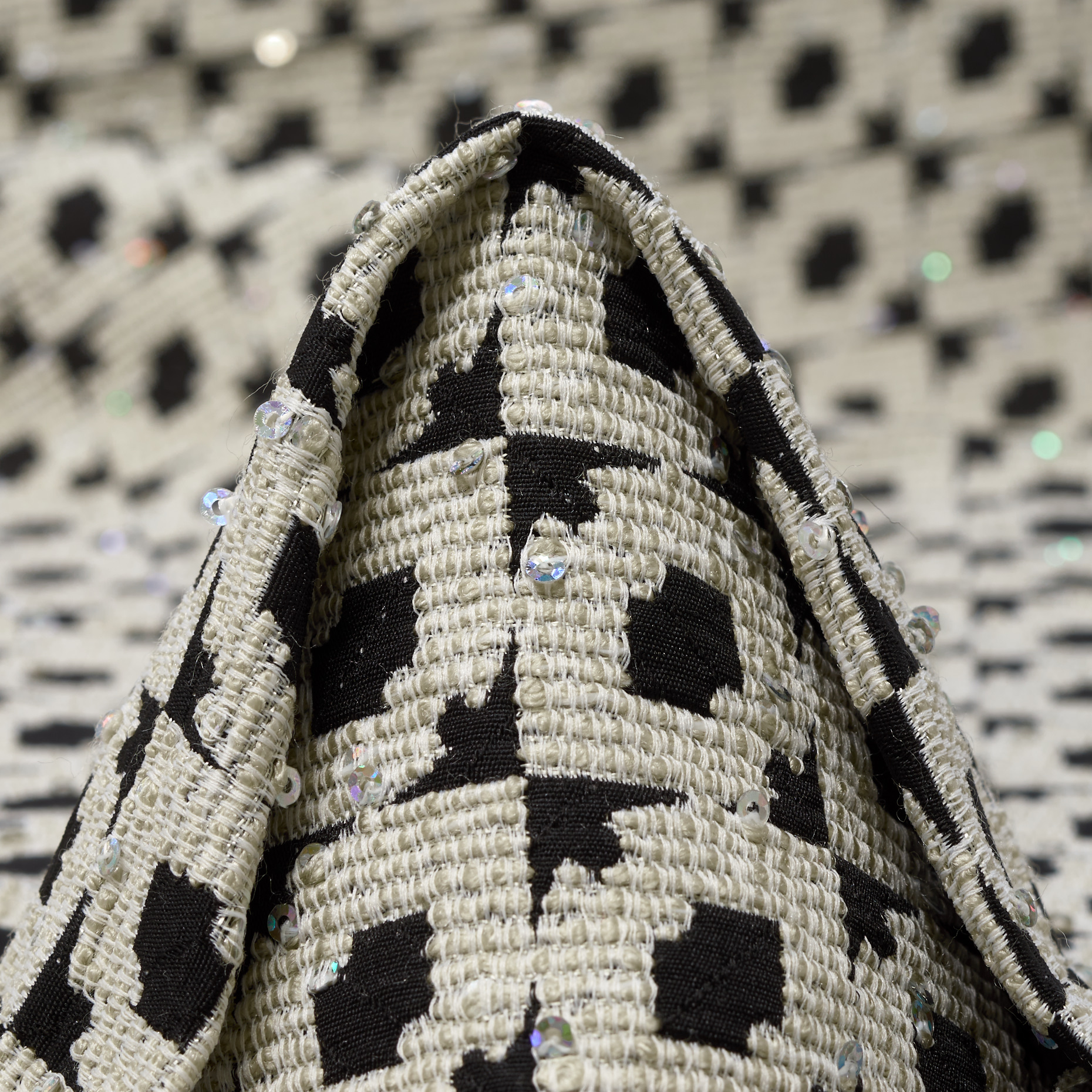 JACQUARD, SEQUIN, SEQUIN, PERFECTLY PALE&JET BLACK (F000045545)