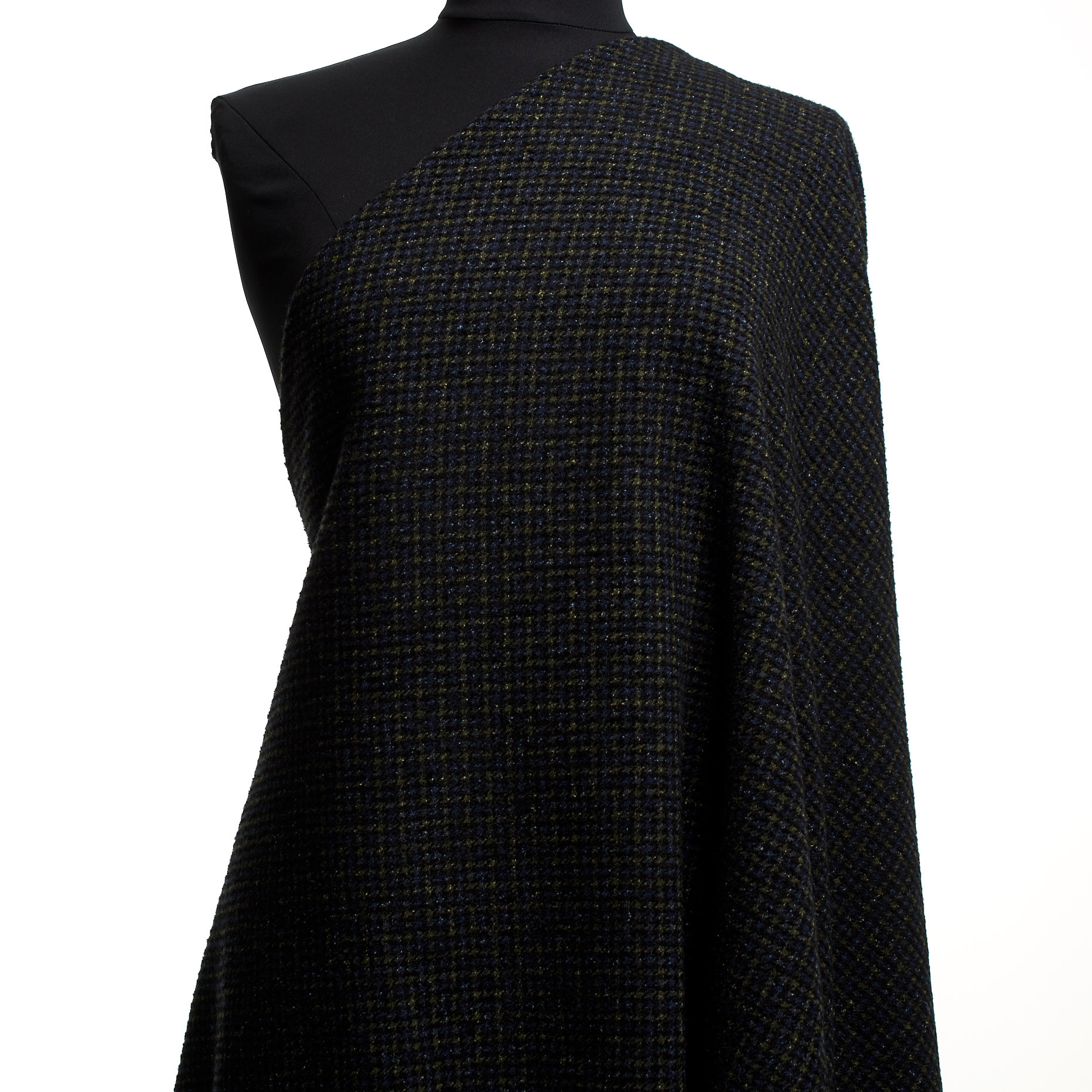 WOOL, CHECK, CAVIAR&IRISH CREAM (F000044888) - Mannequin