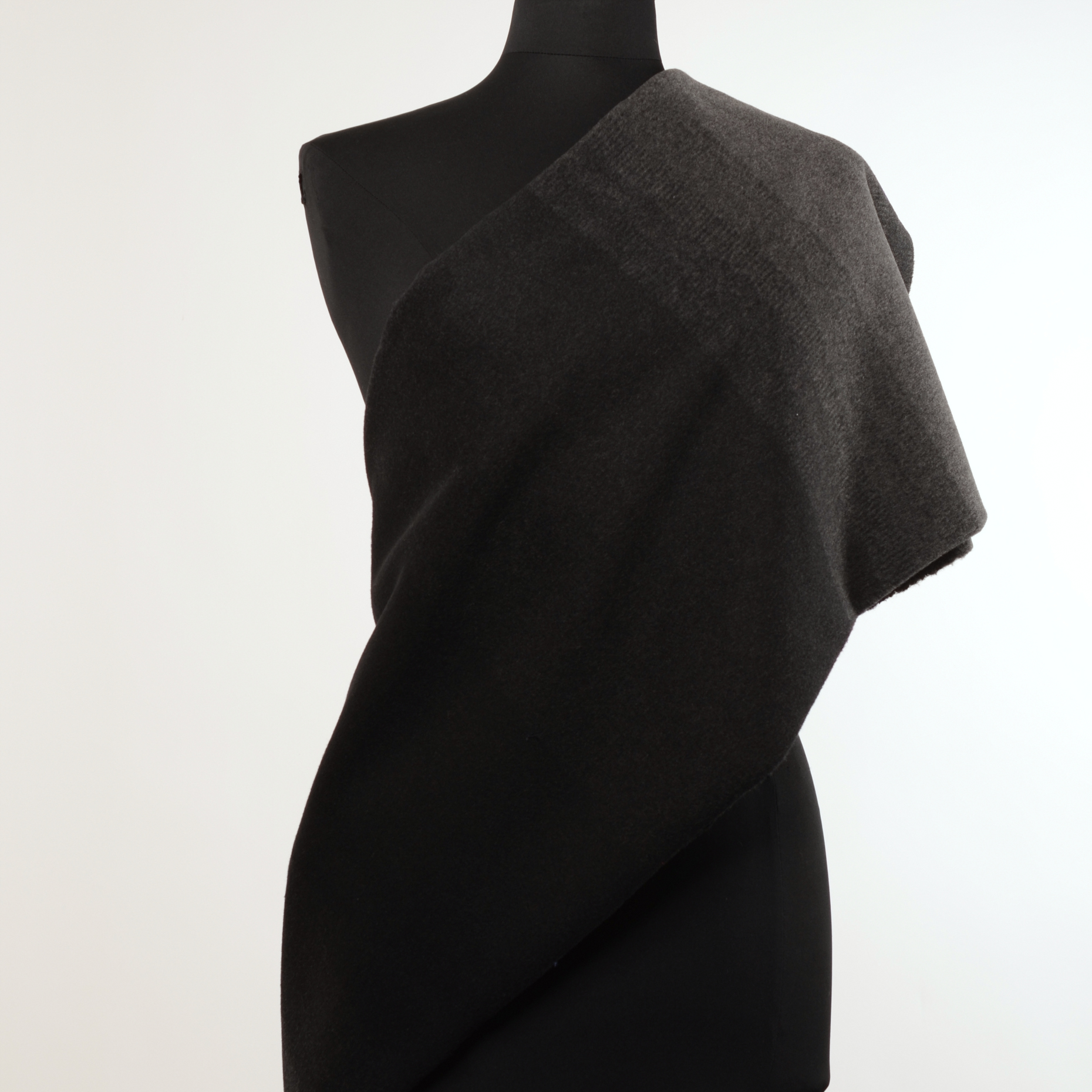 Double, Laine Vierge, Caviar (F000009076) - Mannequin