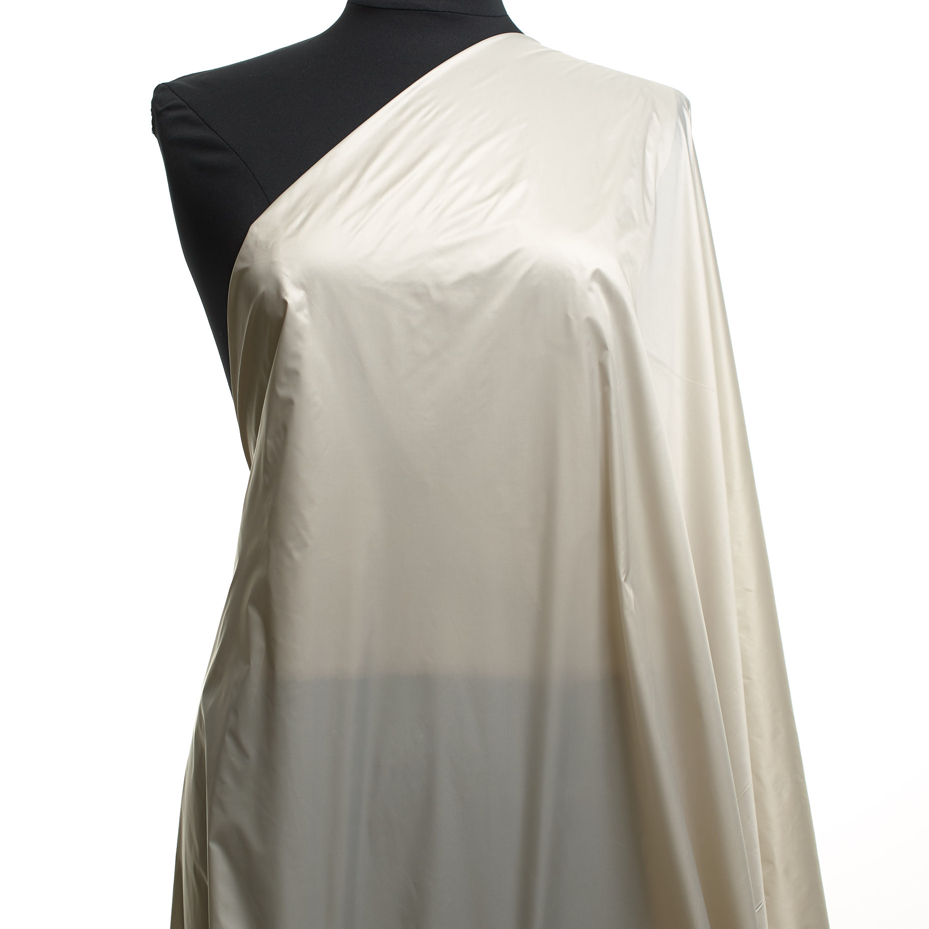 OUTDOOR, PERFECTLY PALE (F000035934) - Mannequin