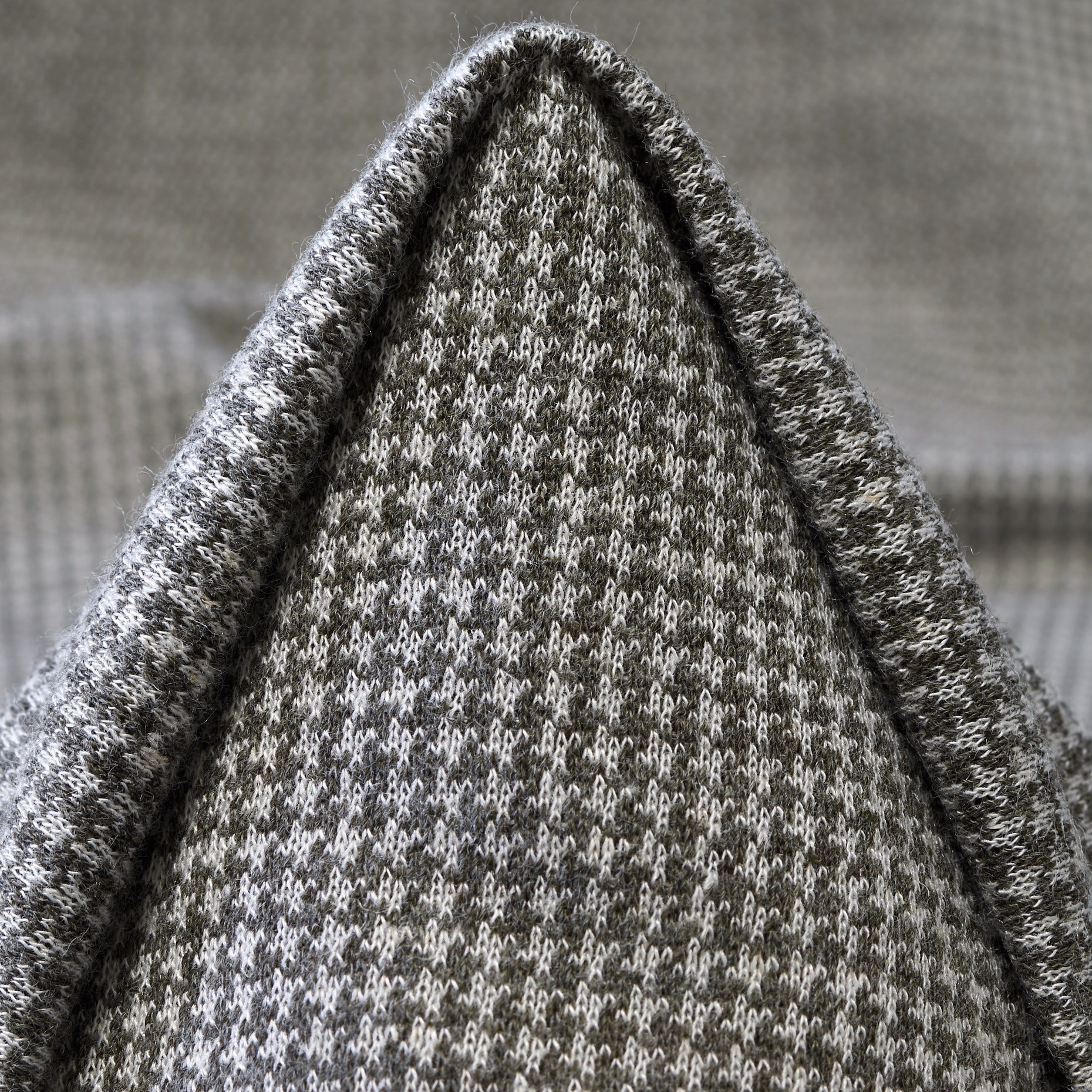 JERSEY, JACQUARD, VISCOSE BLEND, COVERT GREEN (F000044266)