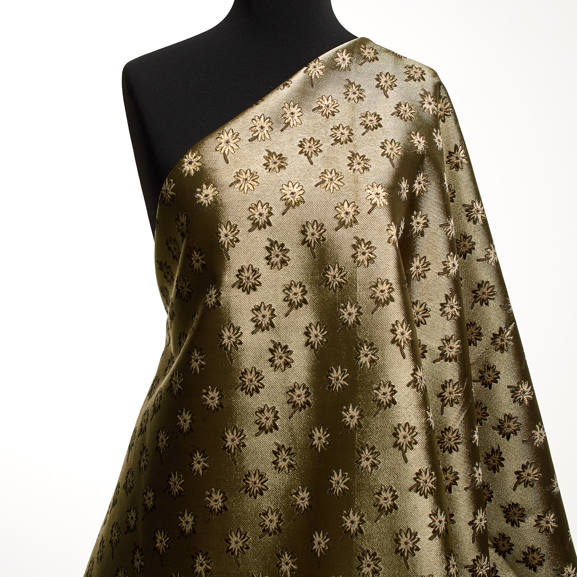 JACQUARD, FLORAL, GILDED BEIGE&PERFECTLY PALE (P000005040) - Mannequin