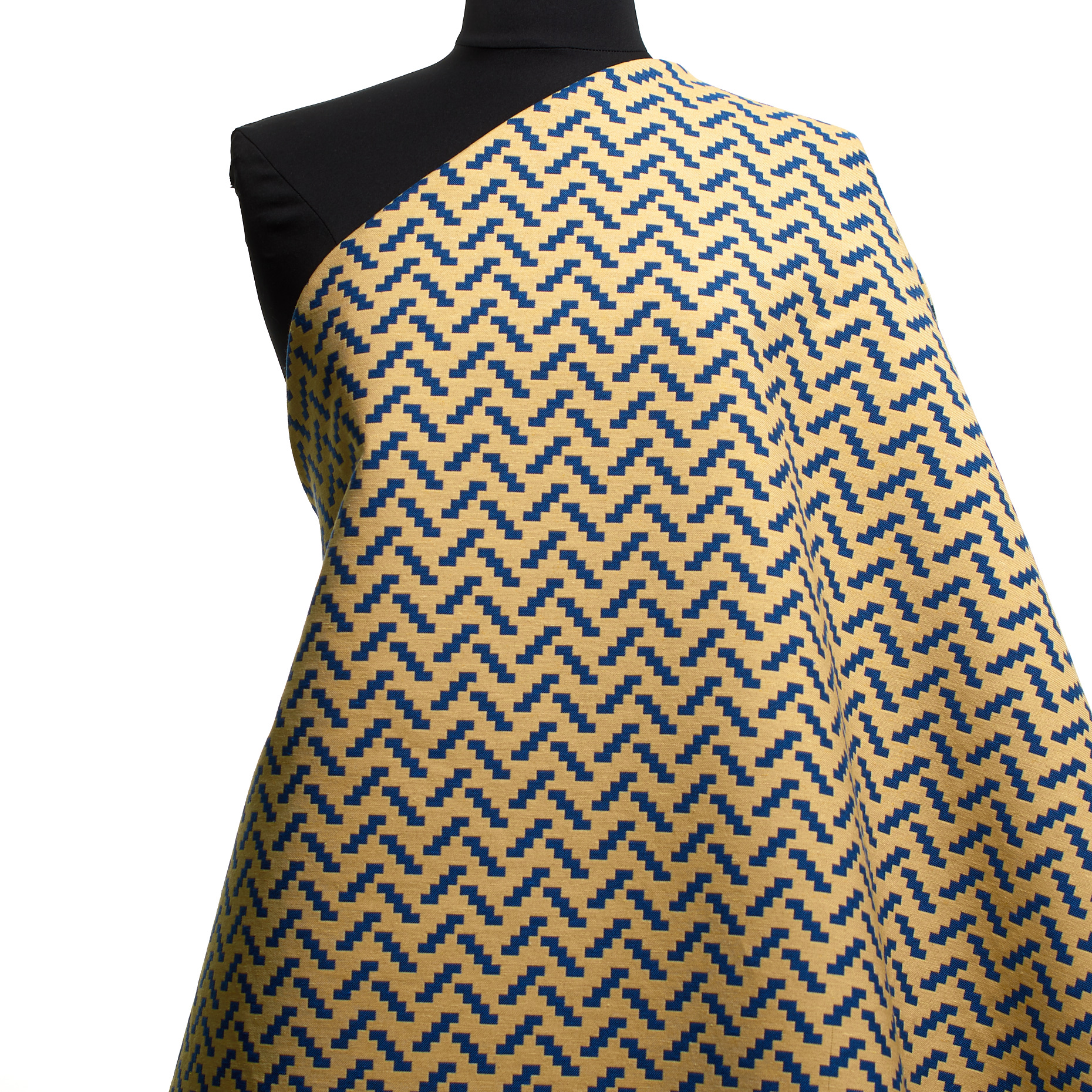 Jacquard, Coton, Design Géométrique, Biscotti&Strong Blue (P000004290) - Mannequin