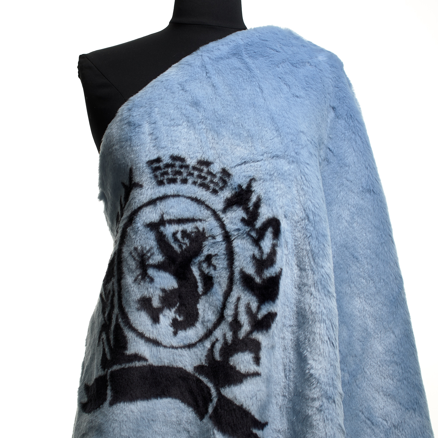 Fake Fur, Ancient Water (F000035107) - Mannequin