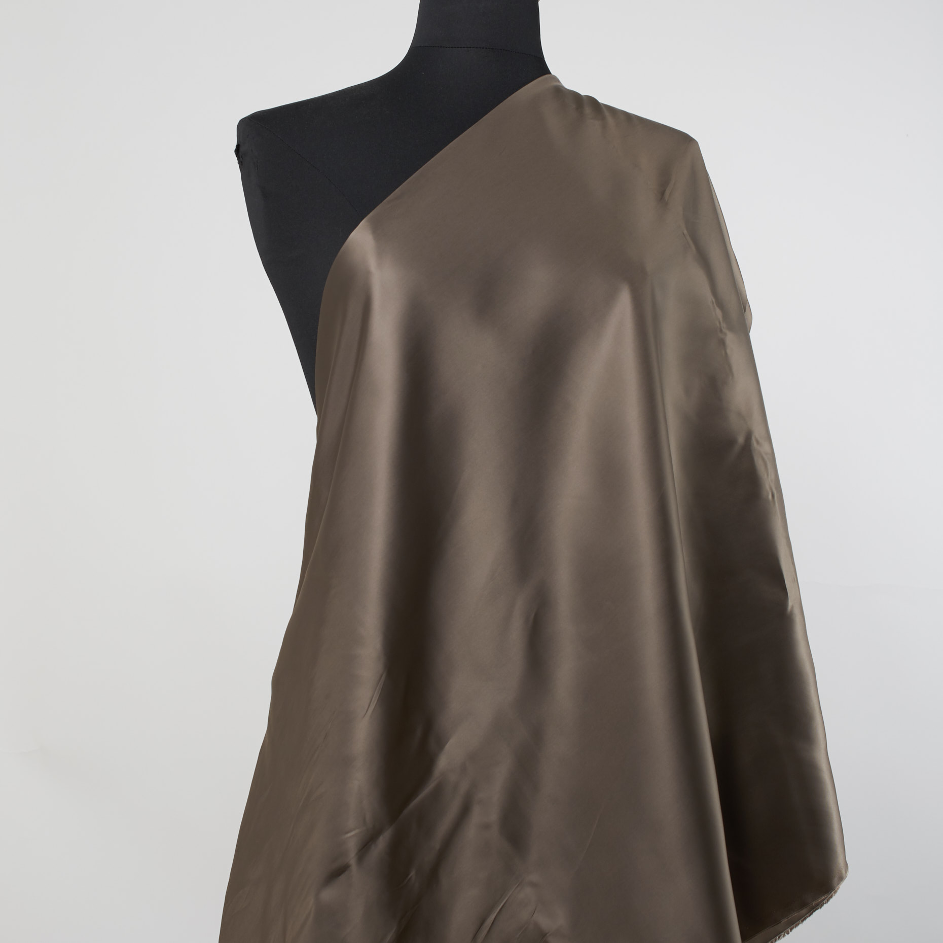 CUPRO, LINING, TOBACCO (F000021396) - Mannequin