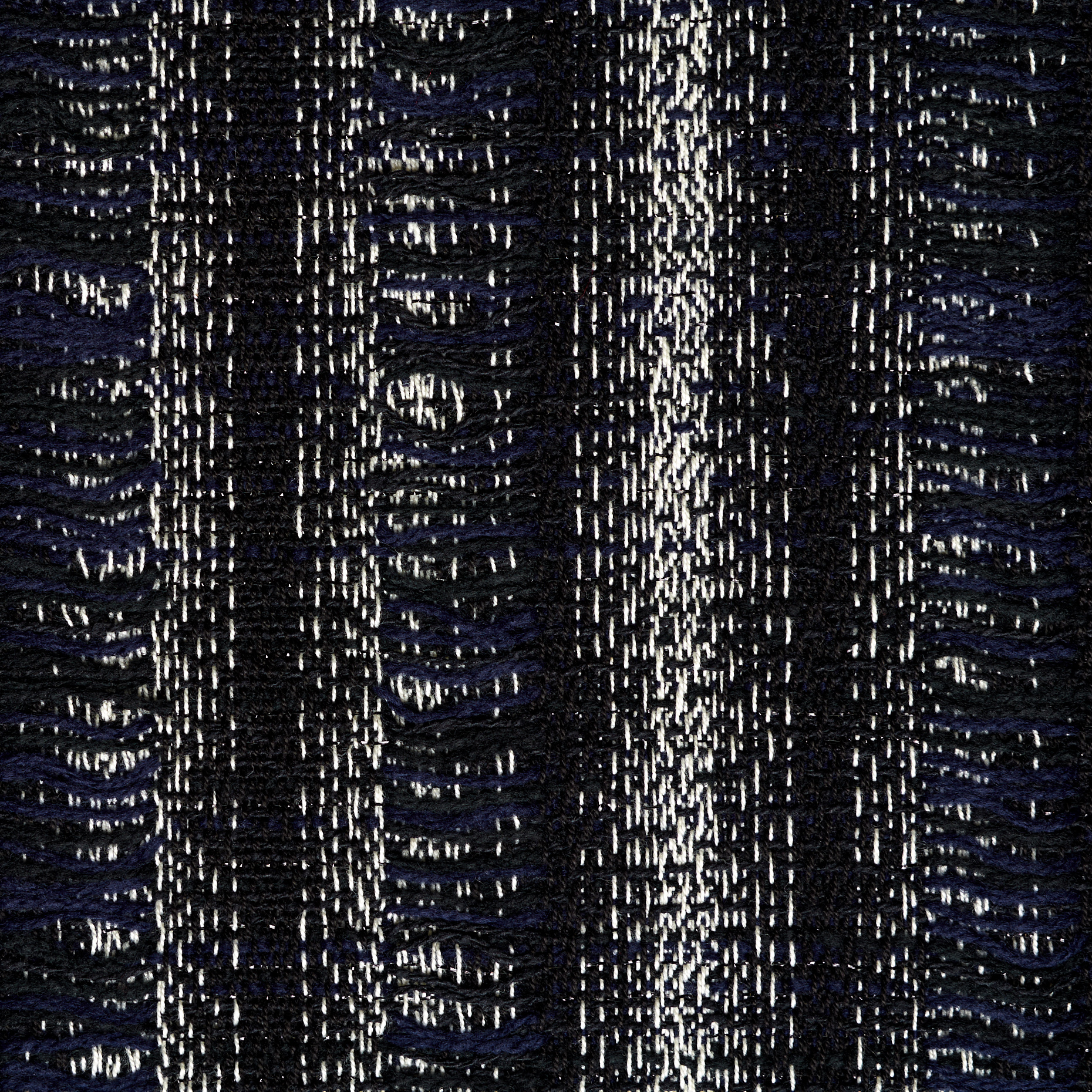 Chanel, Cotone, Raven Black&Parisian Night (P2-0001480) - Trama