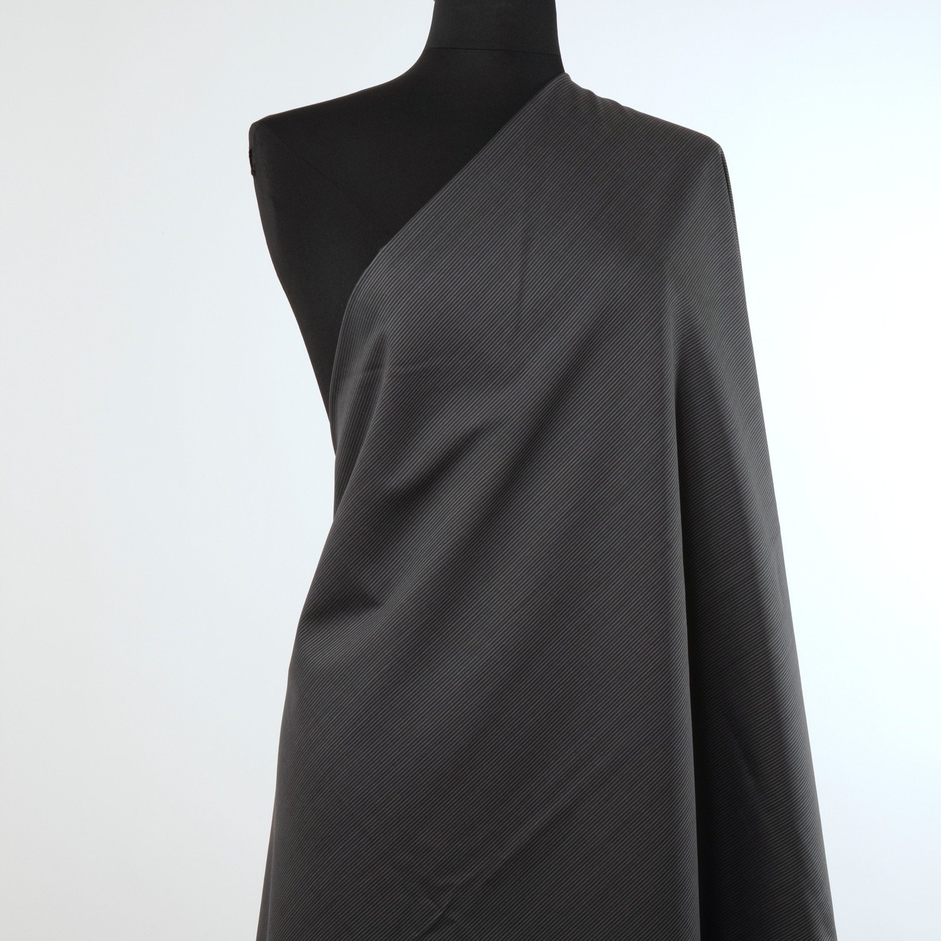 COOL WOOL, STRIPES, MELANGE, ASPHALT (F0001268) - Mannequin