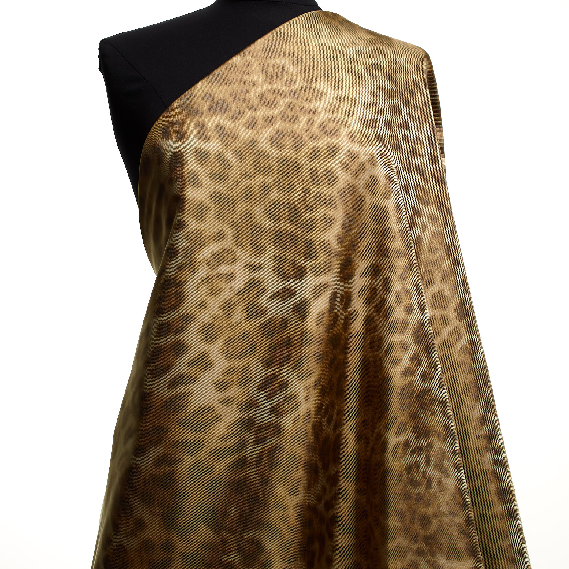 TAFFETA, CHINÉ, ANIMAL, CROISSANT&GREIGE (P000002970) - Mannequin