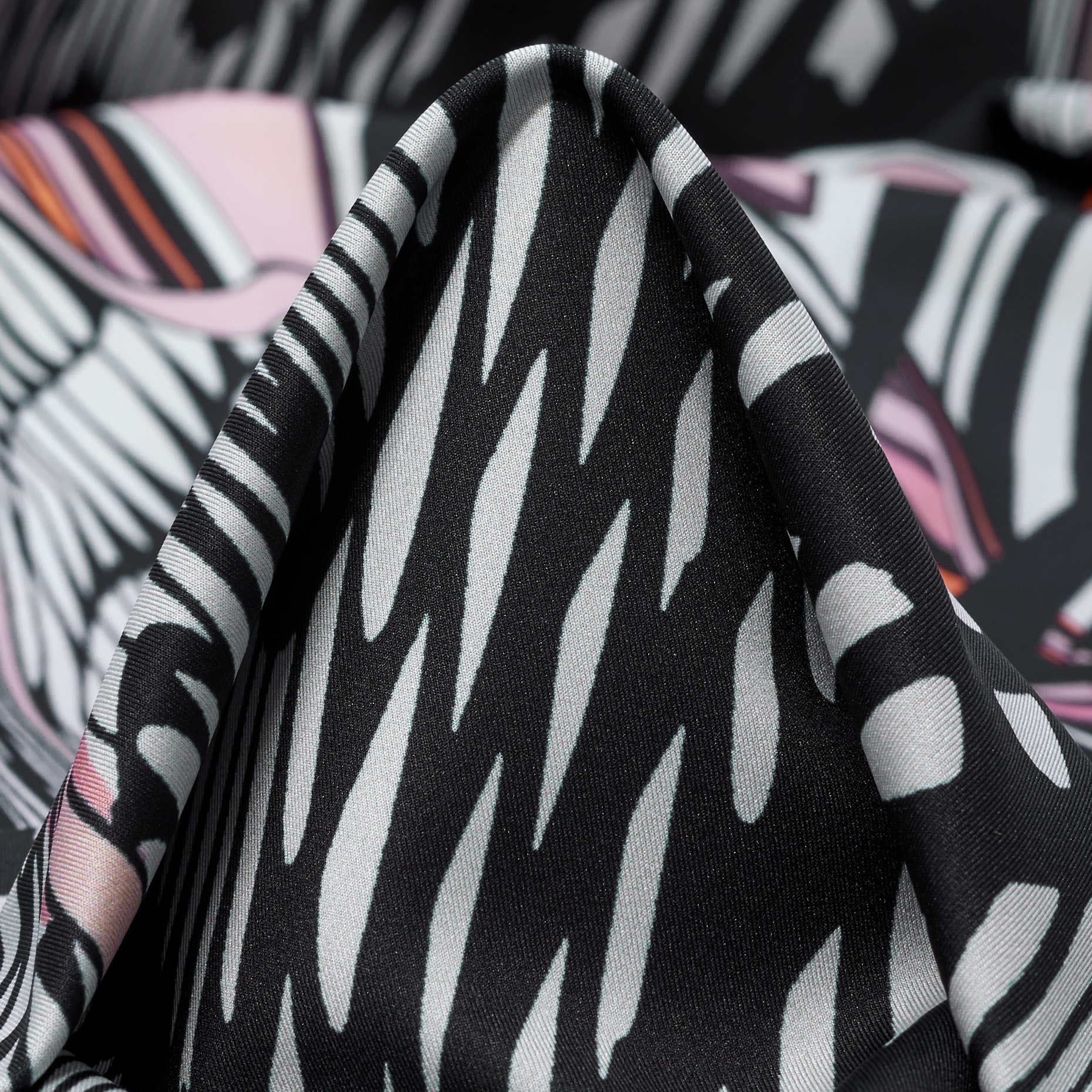 TECHNO JERSEY, POLYAMID, PRINTED, BLUSH&RAVEN BLACK (F000042858)