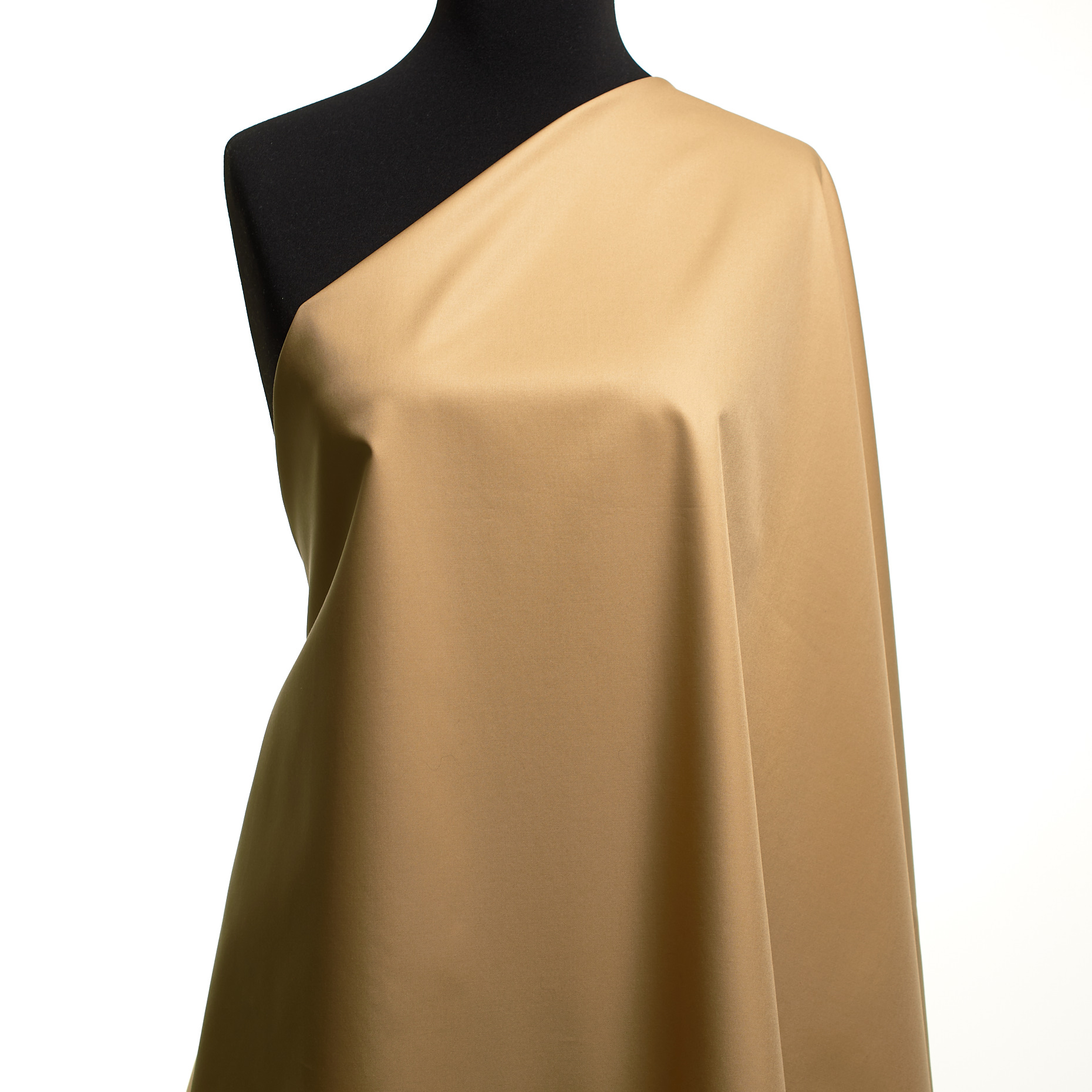 TWILL, COTTON, IRISH CREAM (F000049060) - Mannequin