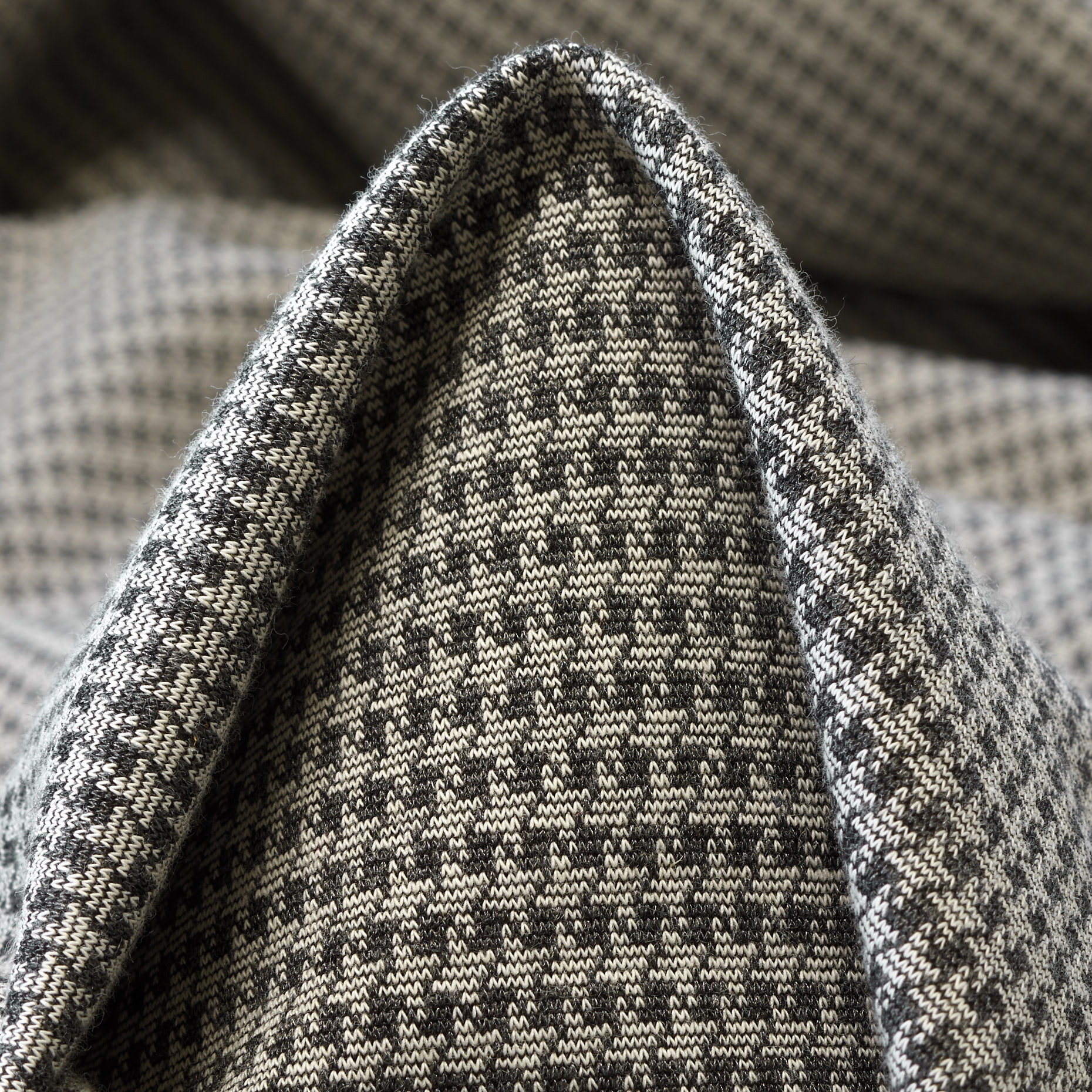 JERSEY, JACQUARD, HOUNDSTOOTH, STEEL GRAY (F000036686)