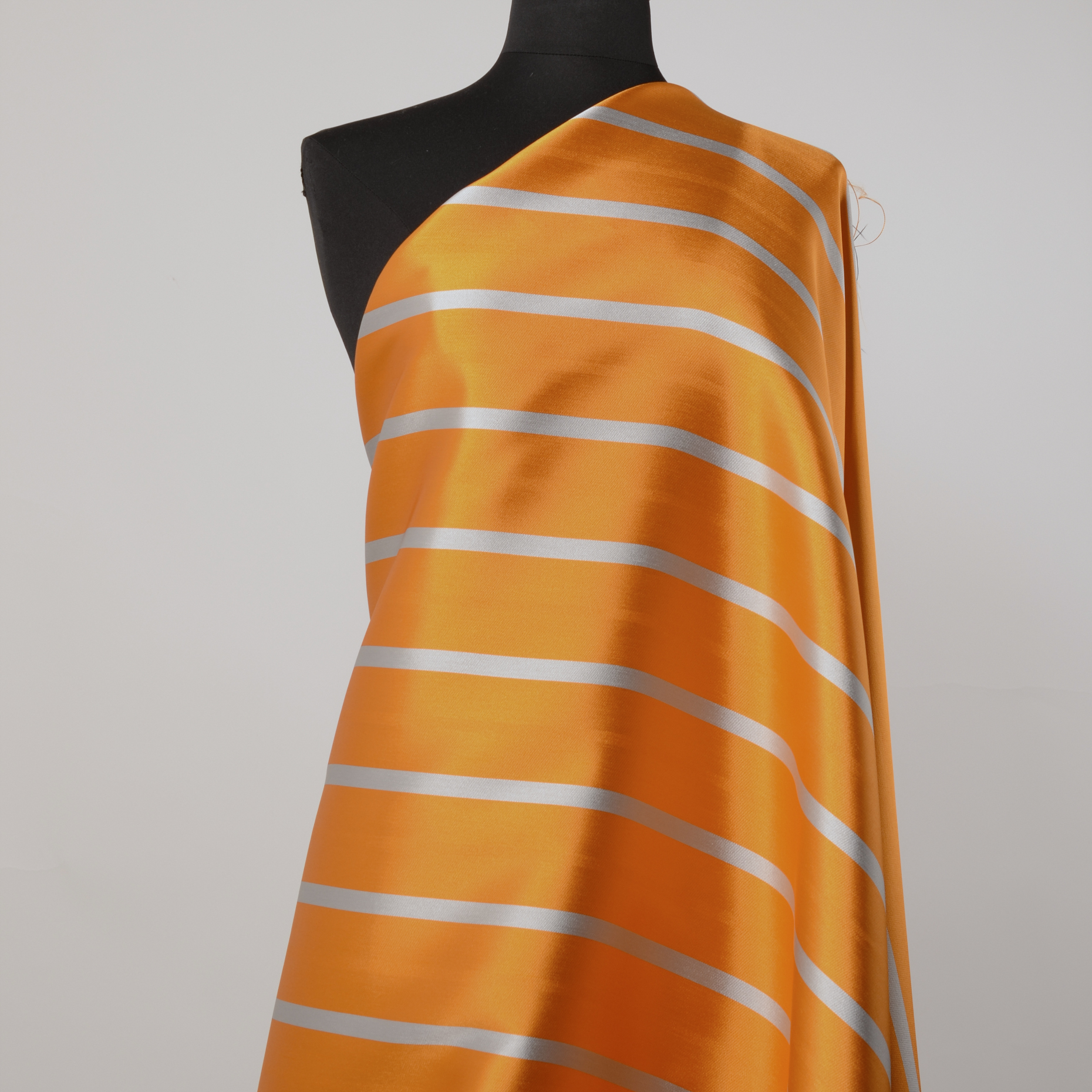 Double, Misto Viscosa, Apricot&Barely Blue (F000023634) - Manichino