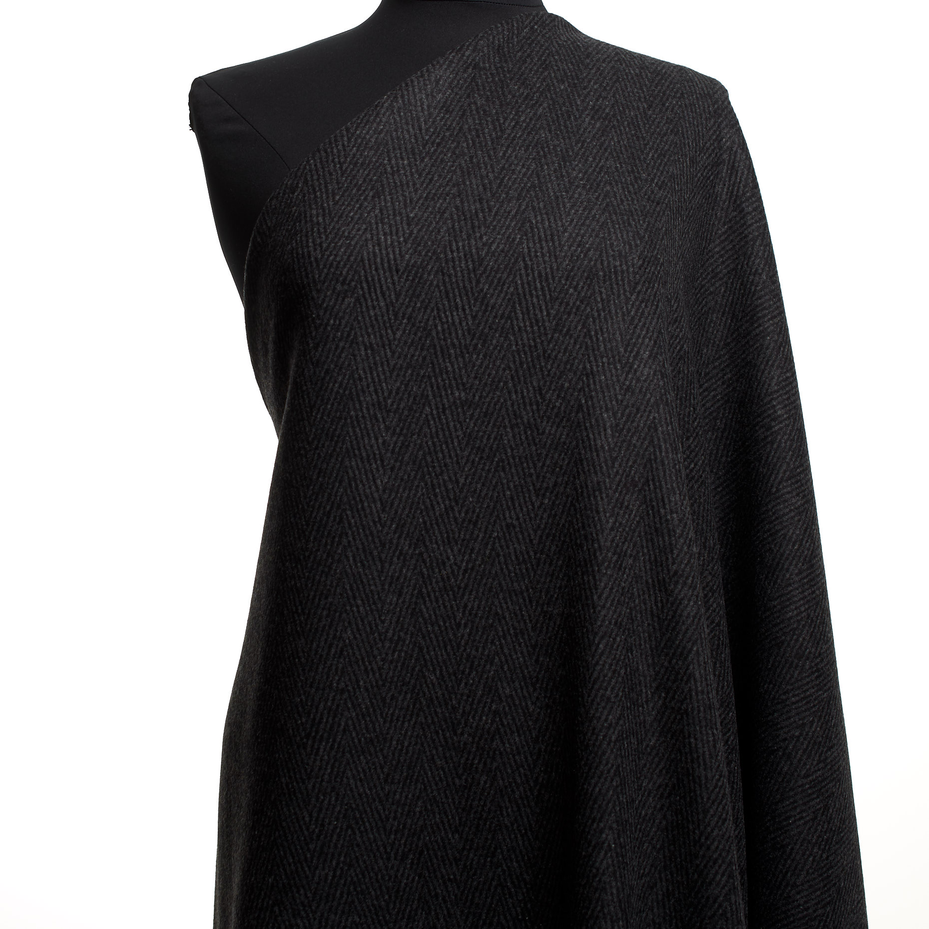 DRAP, WOOL BLEND, HERRINGBONE, IRON GATE (F000038529) - Mannequin