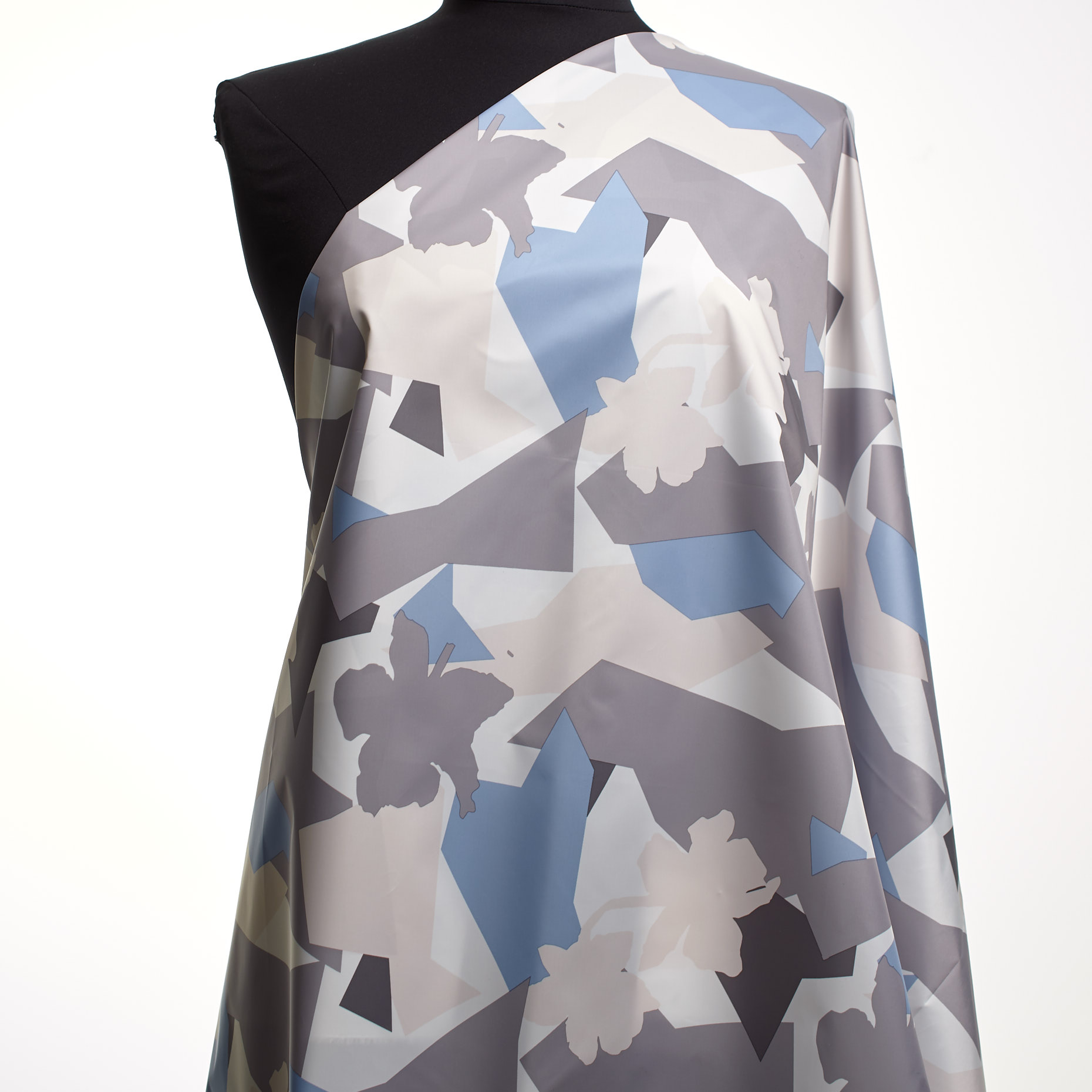 Аутдор, Принт, Ghost Gray&Rosewater (F000042117) - Манекен