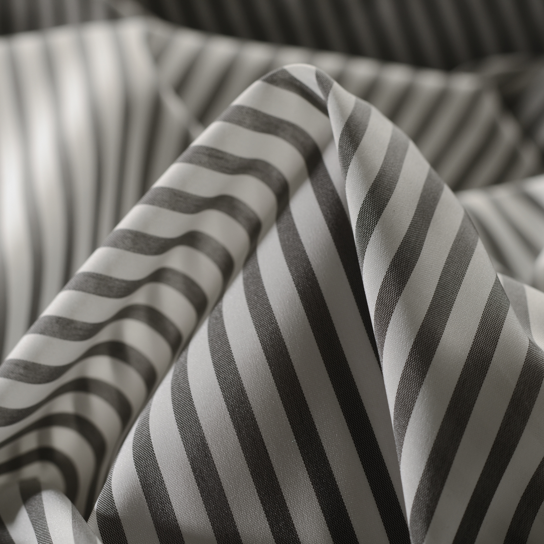 LINING, STRIPES, MUD