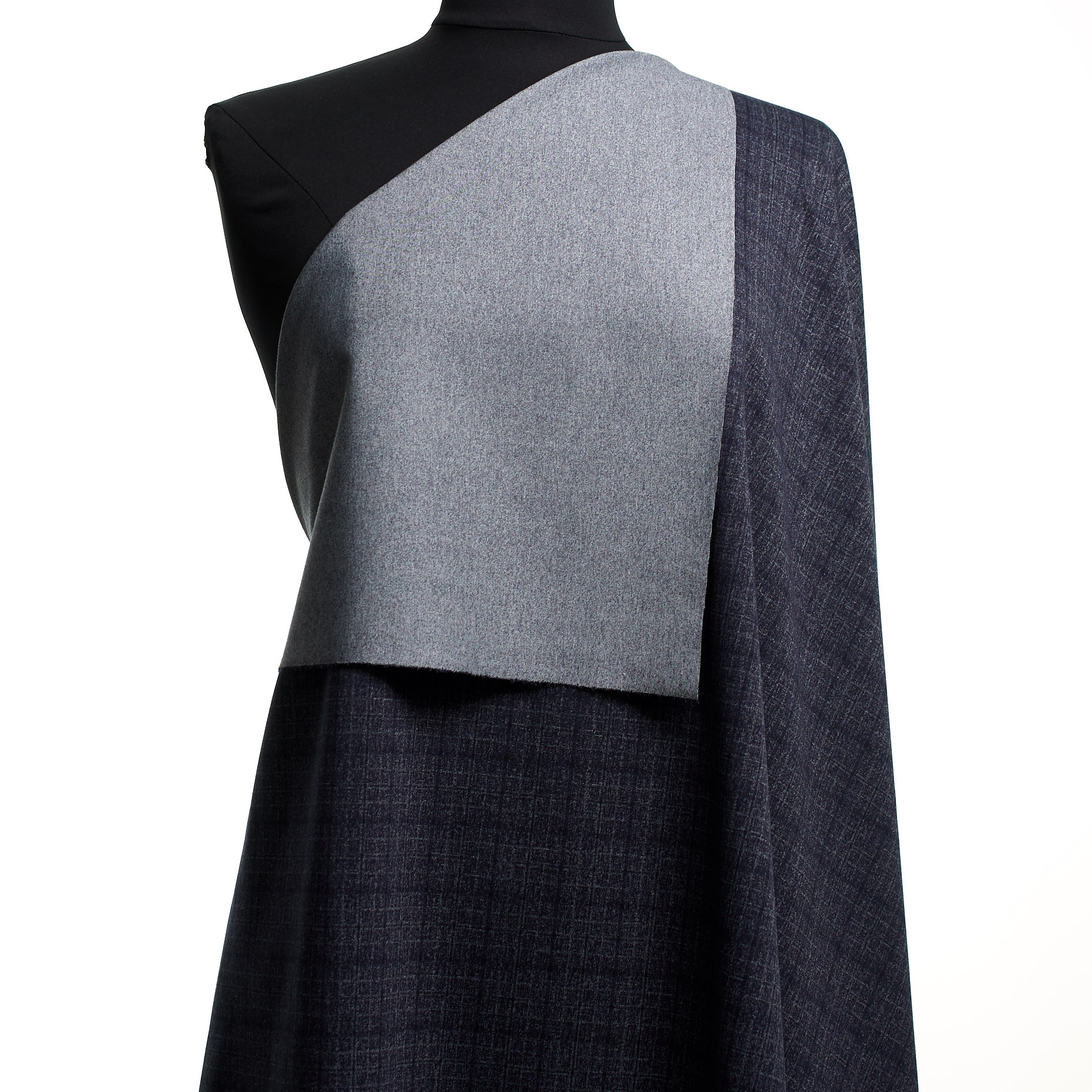 Jersey, Jacquard, Misto Viscosa, Blue Nights (F000044508) - Manichino