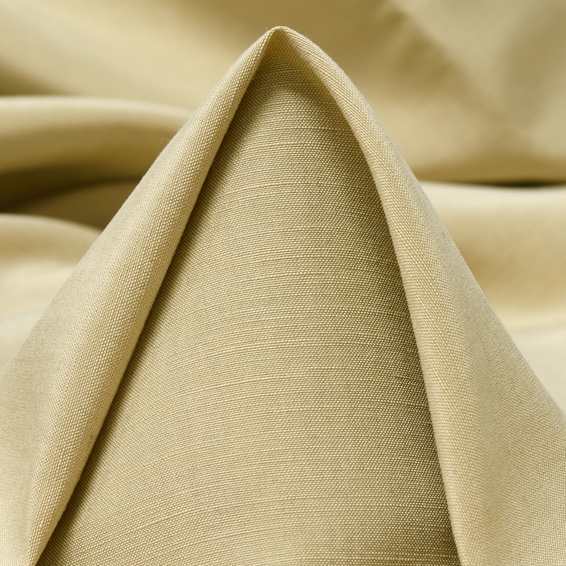 BATISTE, LINEN, SILK, SHELL (T0000501)