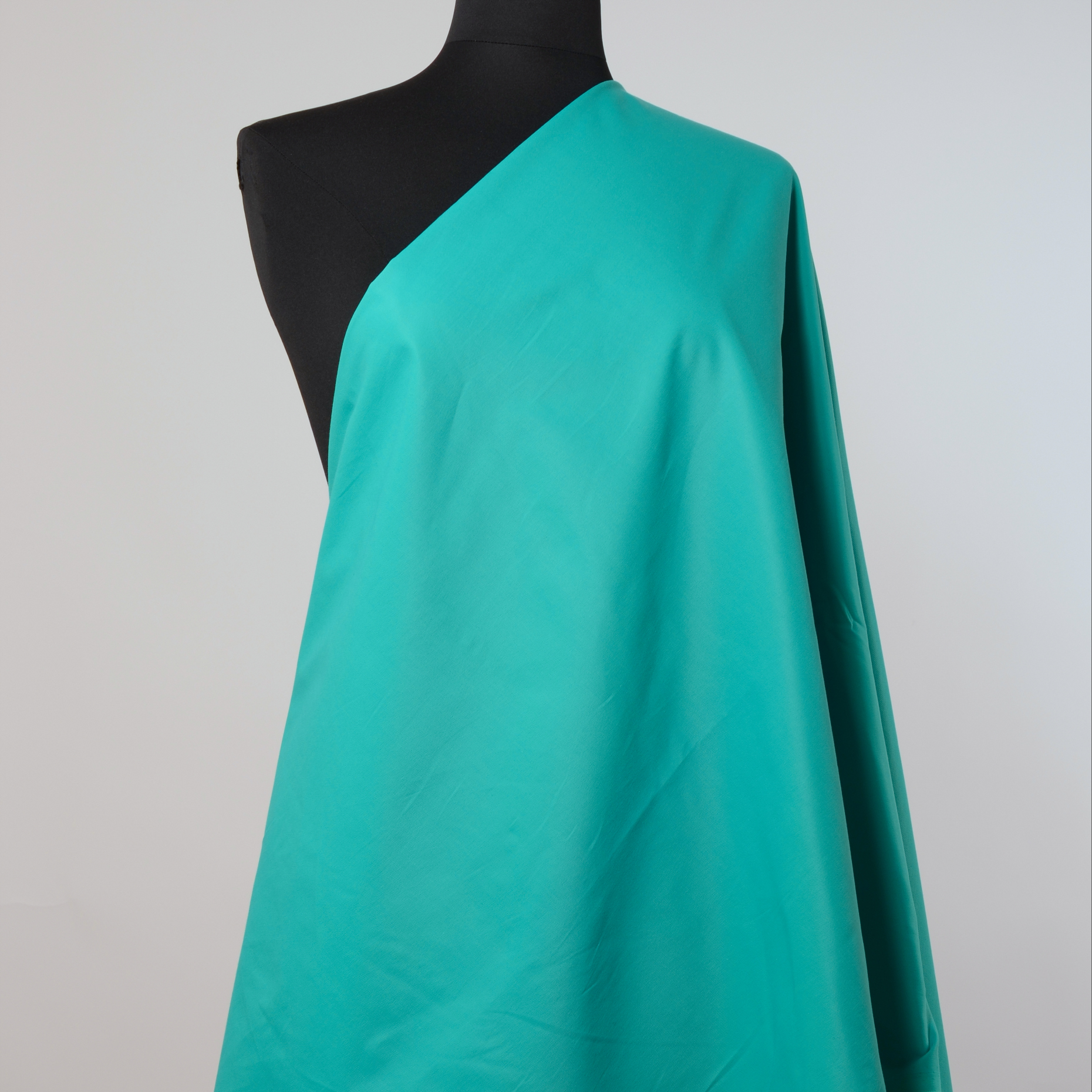 TWILL, COTTON, ELASTIC, BLUE TURQUOISE (F000022247) - Mannequin