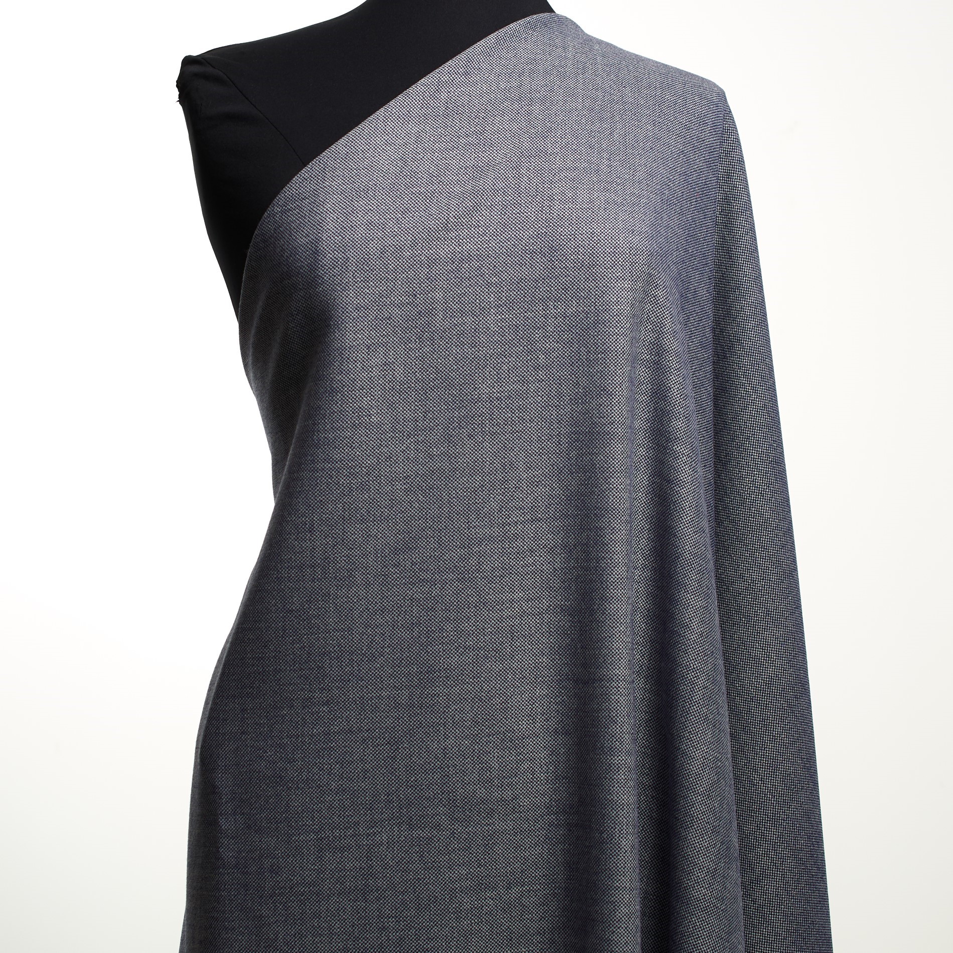 TWILL, VISCOSE BLEND, ELASTIC, PARISIAN NIGHT&SNOW WHITE (F000033532) - Mannequin