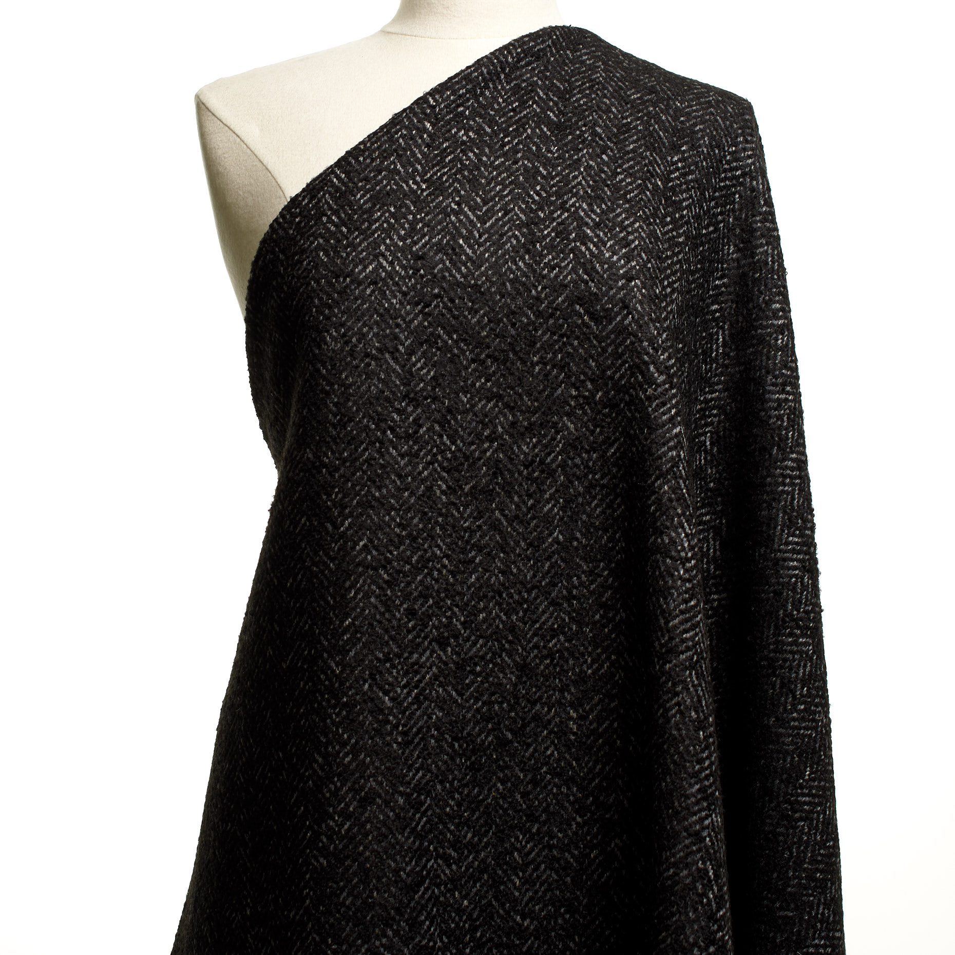 HERRINGBONE, WOOL BLEND, ANTHRACITE (F000044524) - Mannequin