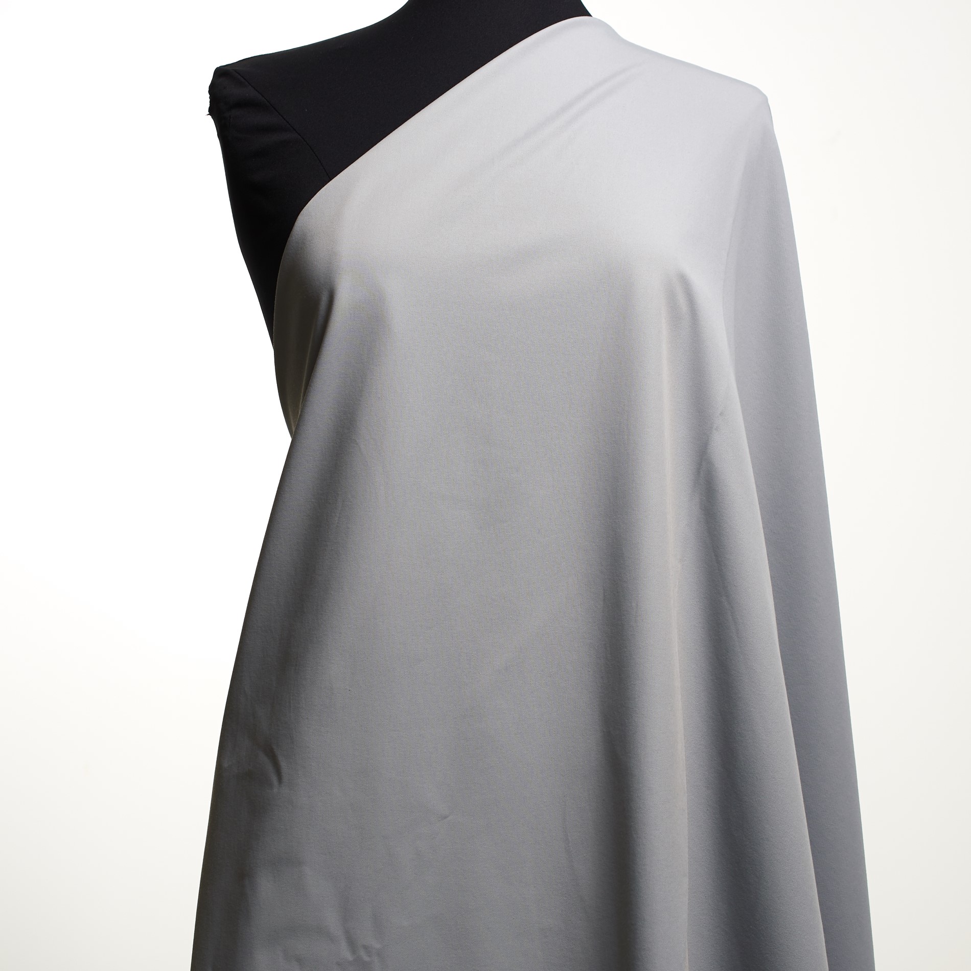 GABARDINE, COTTON, SILVER (F000032285) - Mannequin