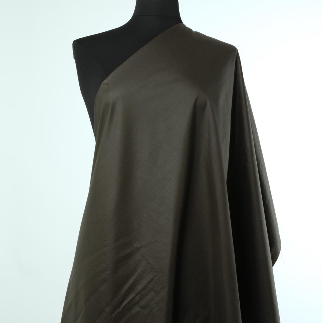 POPLIN, COTTON, CHOCOLATE BROWN (F000027859) - Mannequin