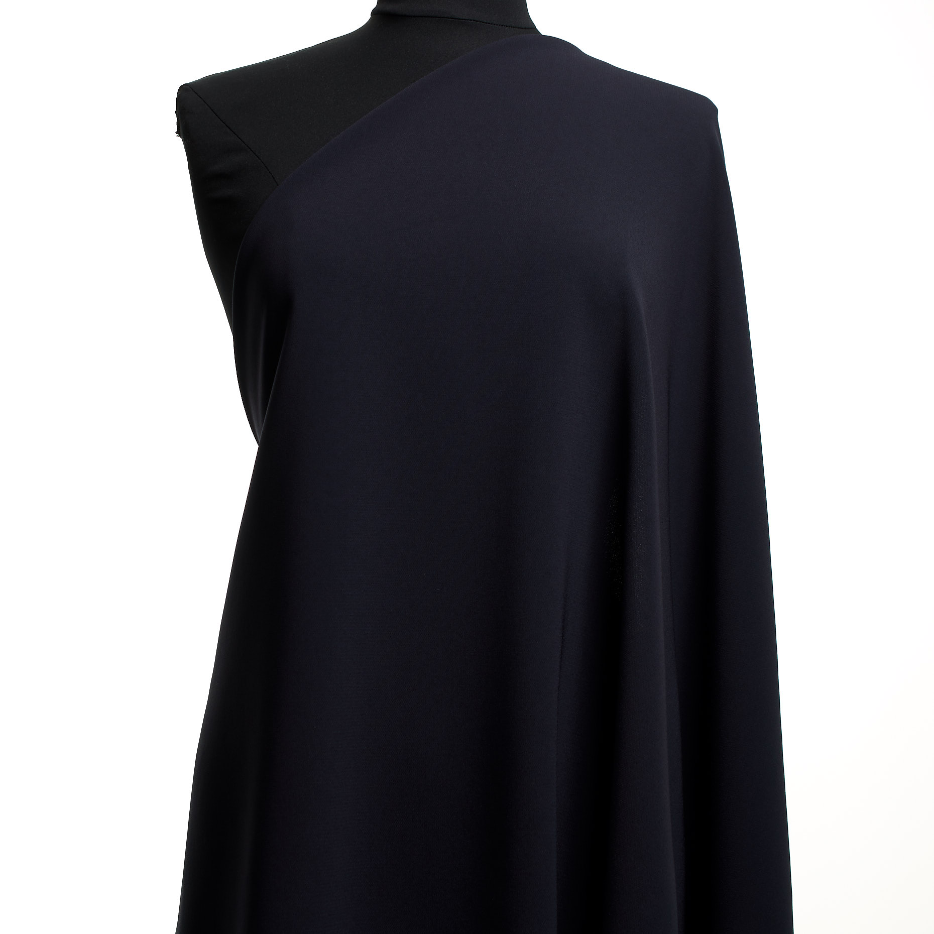 CRÊPE, TRIACETATE, VULCAN (F000046635) - Mannequin