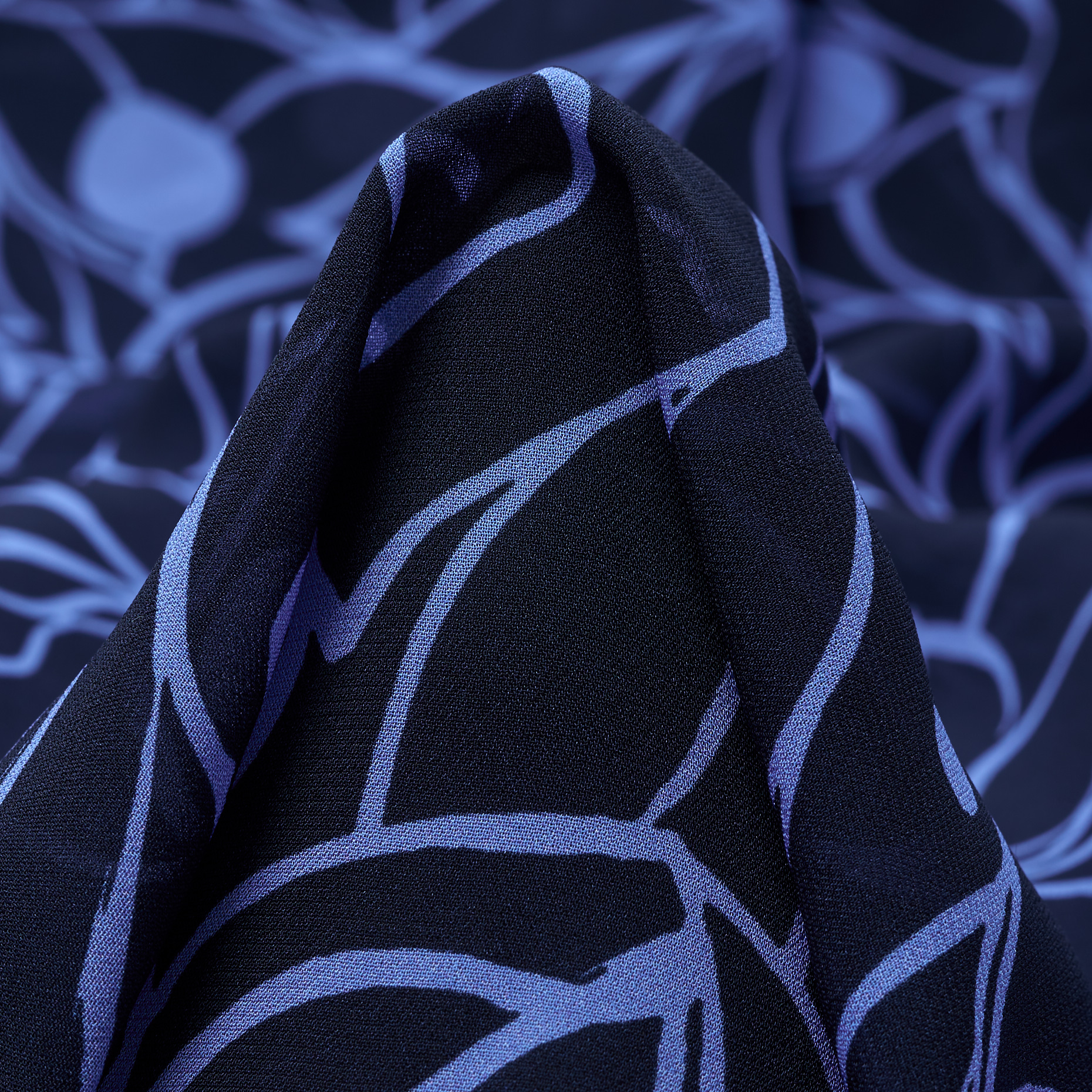 CHIFFON, VISCOSE, PRINTED, CORNFLOWER BLUE&PARISIAN NIGHT (F000049525)