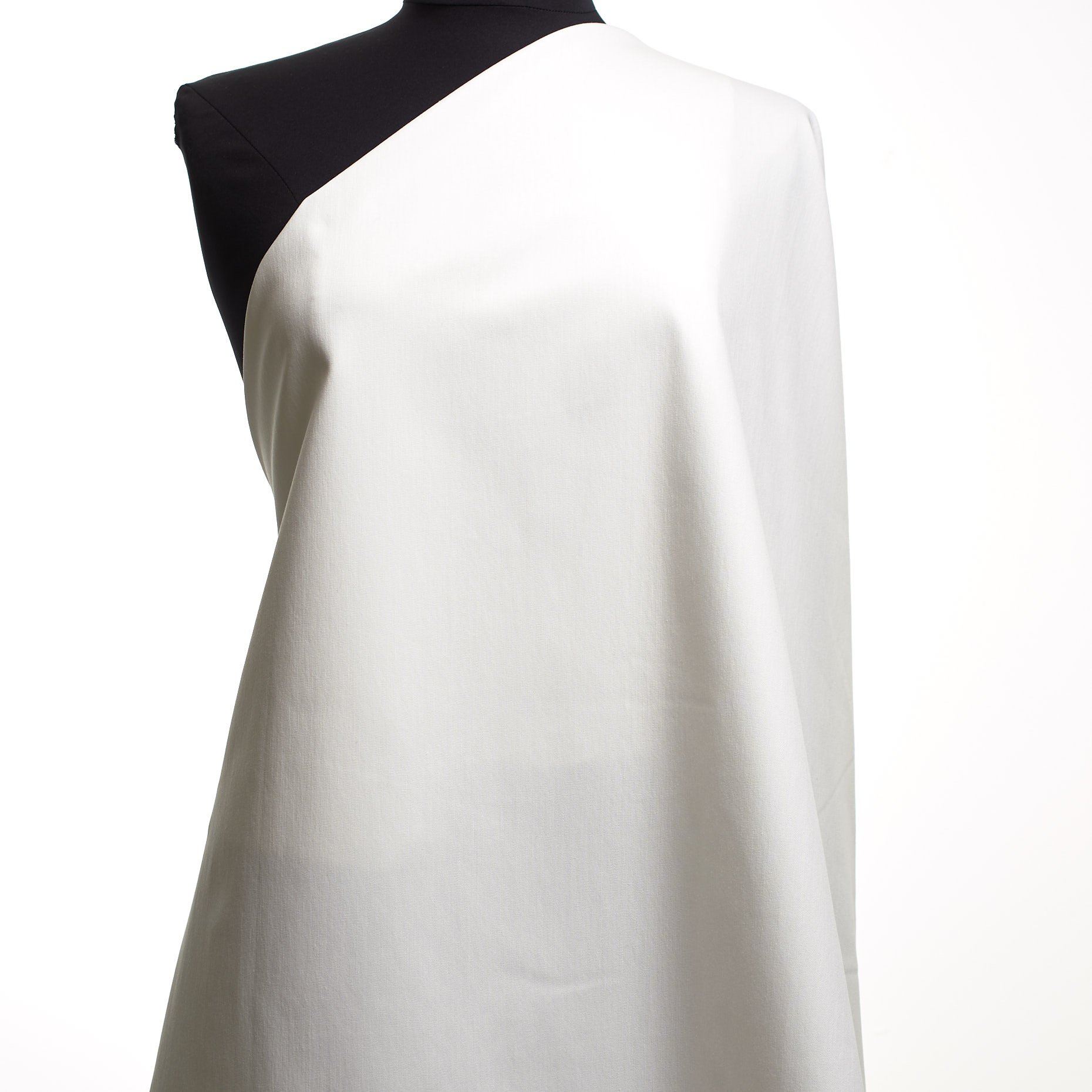 TWILL, COTTON, ELASTIC, LUCENT WHITE (F000039982) - Mannequin