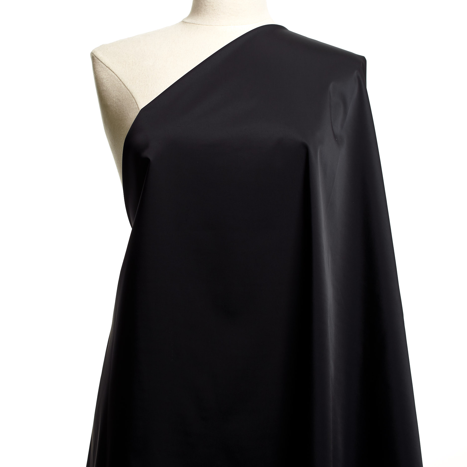 WATER REPELLENT QUALITY, COATED, ELASTIC, RAVEN BLACK (F000042112) - Mannequin